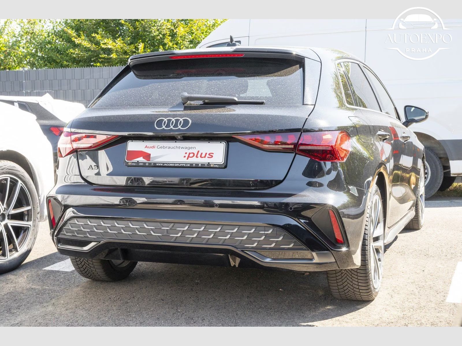 Audi A3, Sportback 35 TDI 2xS line - fotka 3