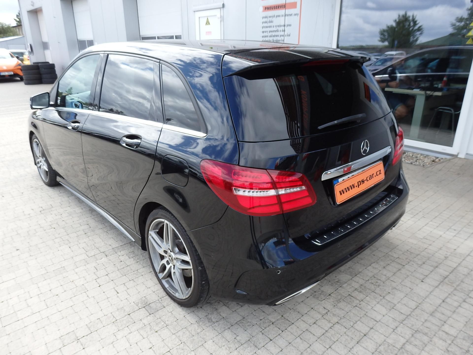 Mercedes-Benz Třídy B, B 200 CDI 4-MATIC - fotka 5