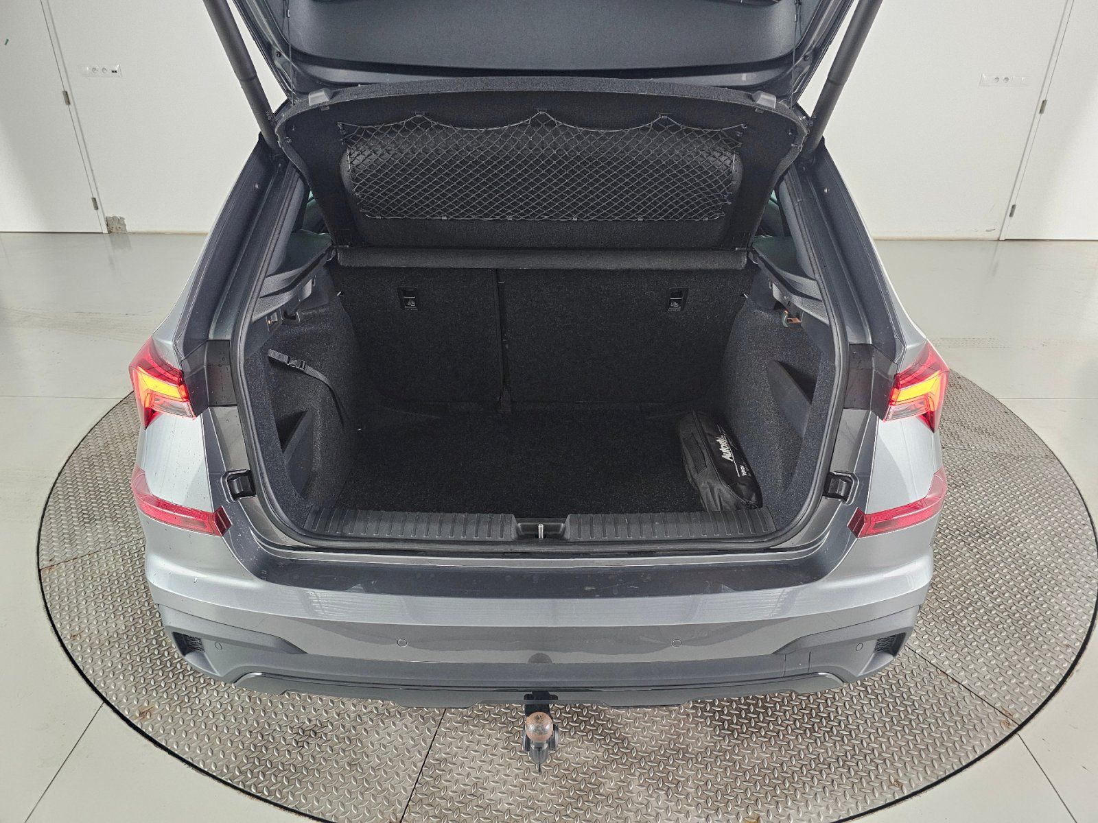 Škoda Kamiq, 1.5TSI 110kW DSG MONTE CARLO T - fotka 6