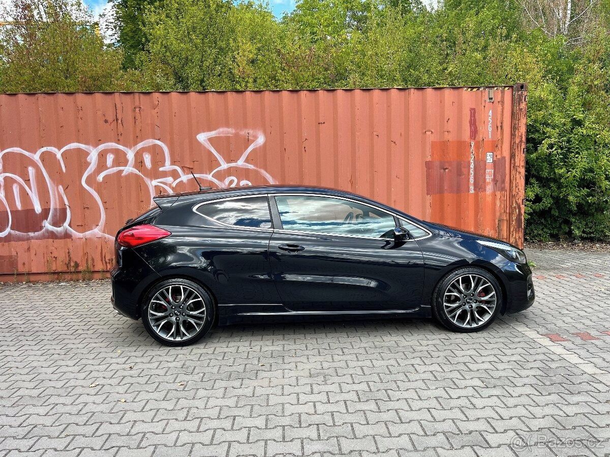 Kia Cee´d, GT 1,6Turbo 204k,jen 95tkm, - fotka 6