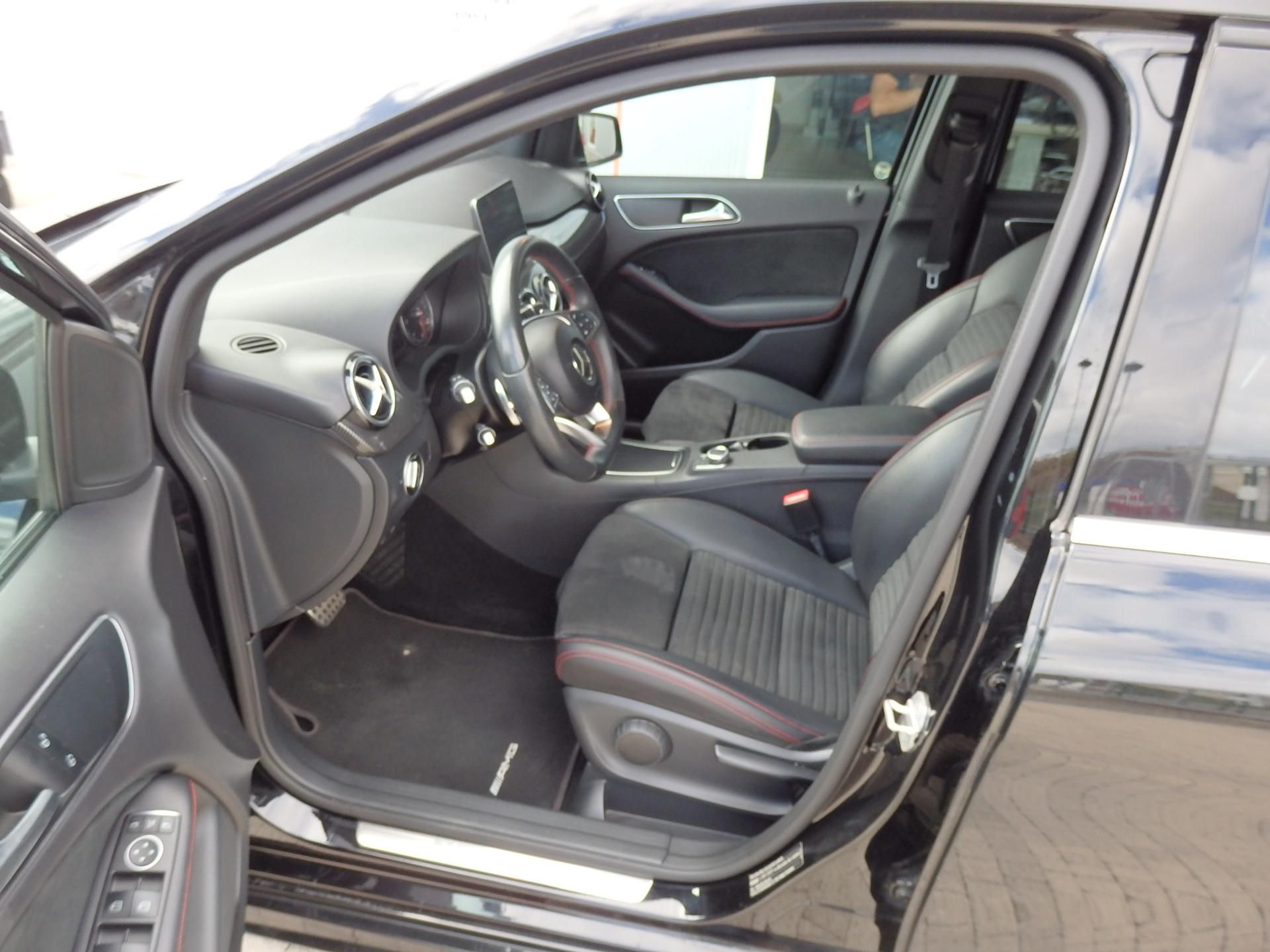 Mercedes-Benz Třídy B, B 200 CDI 4-MATIC - fotka 6