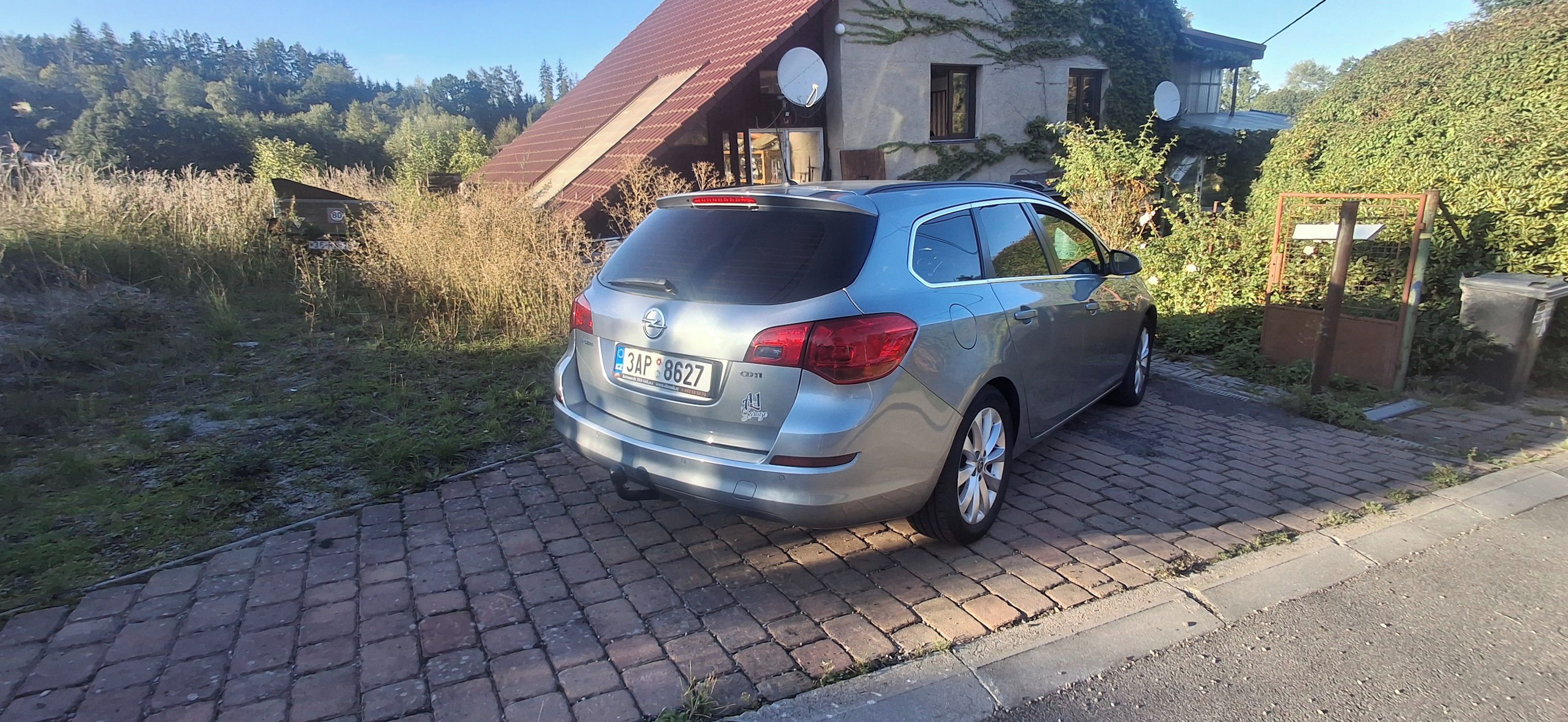 Opel Astra, 1.7 Cdti 81kw - fotka 5