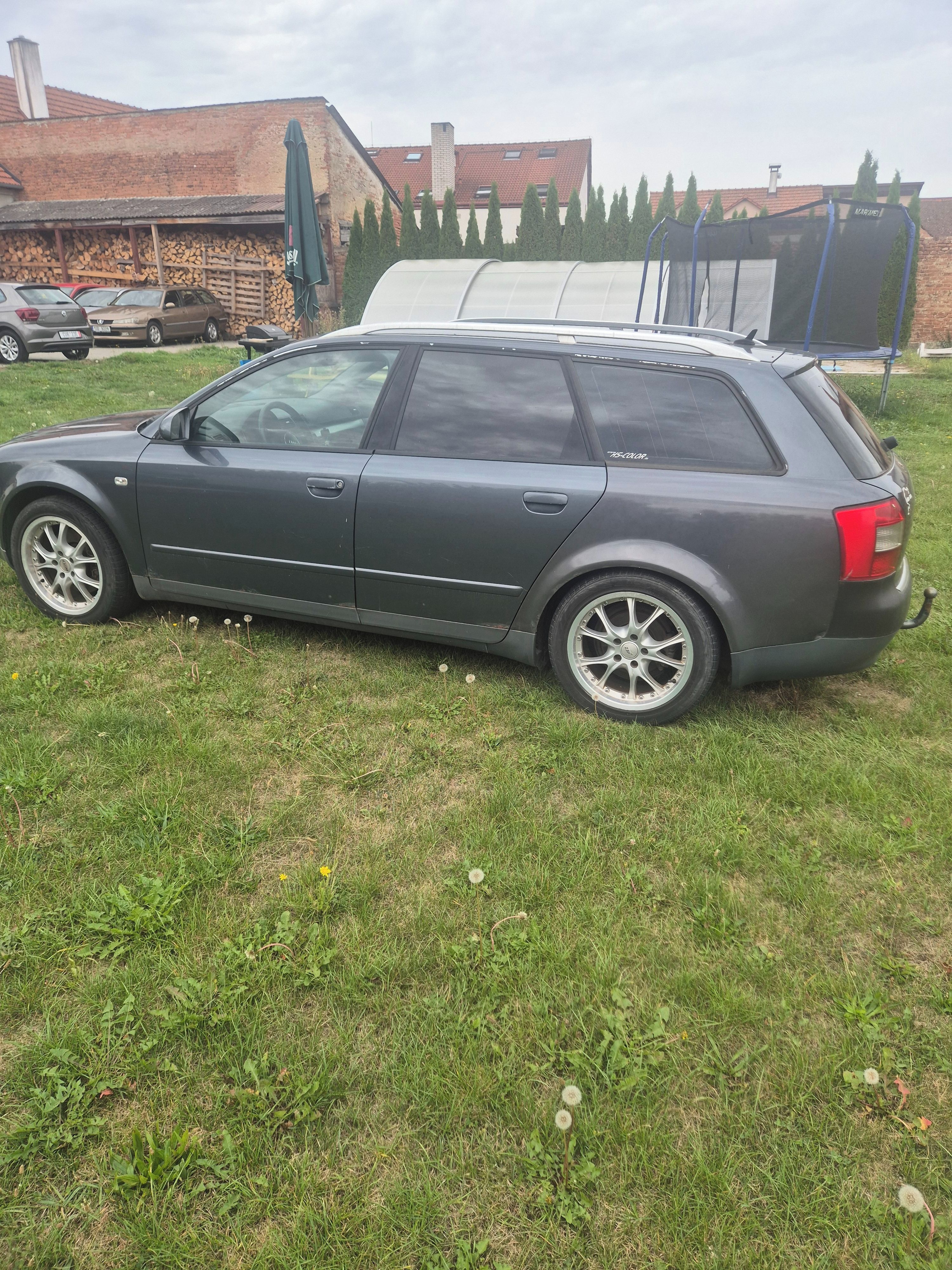 Audi A4, 2.5 Quatro 4x4 - fotka 4