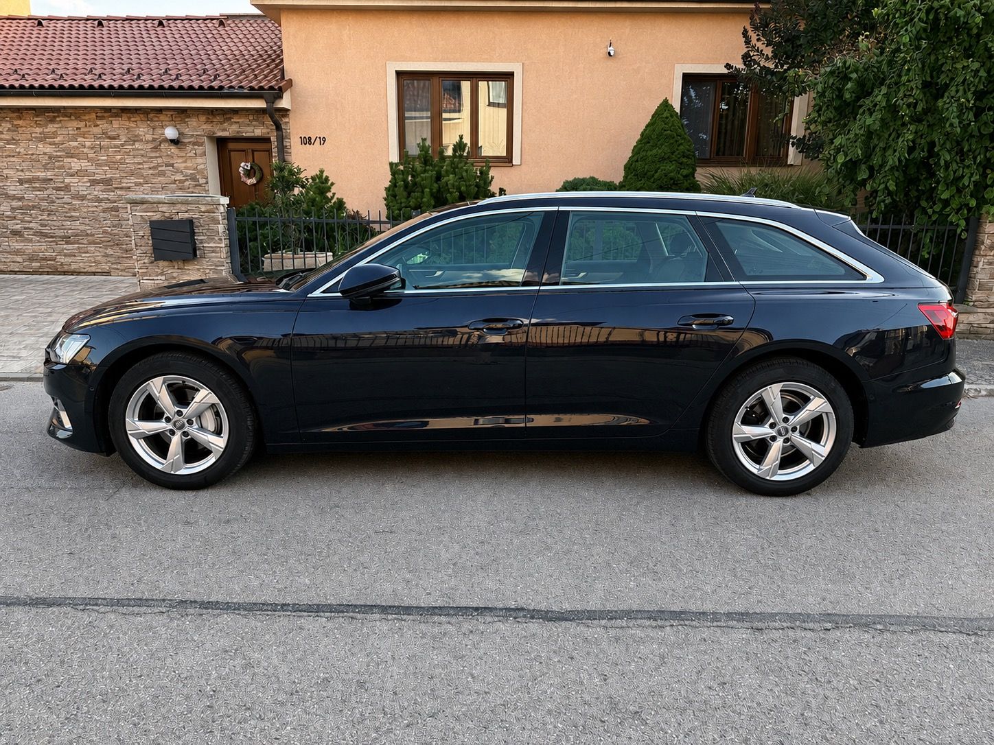 Audi A6 Avant - fotka 4