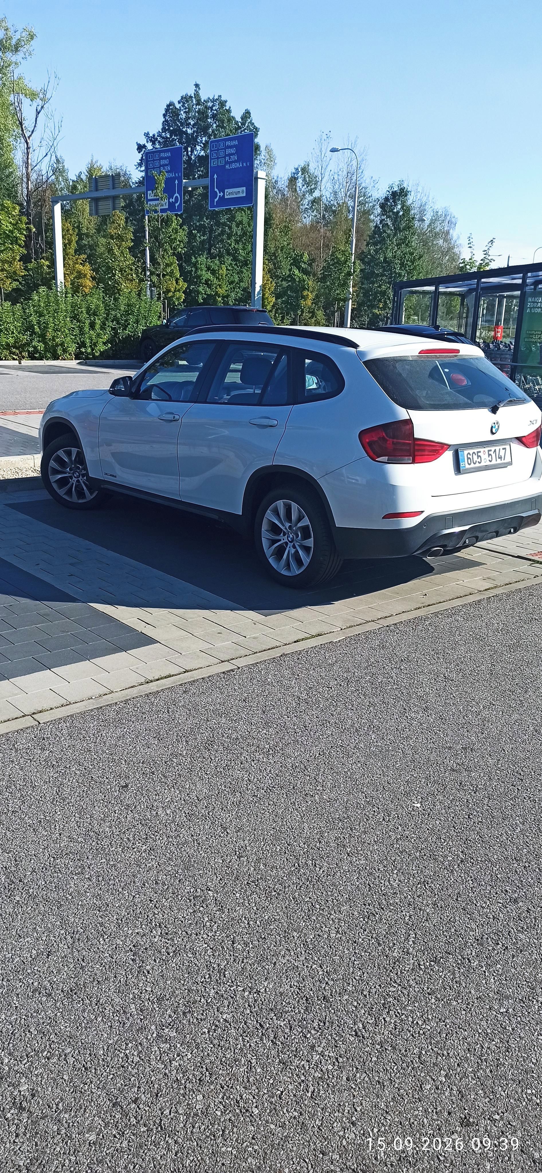 BMW X1, xDrive - servisováno - fotka 2