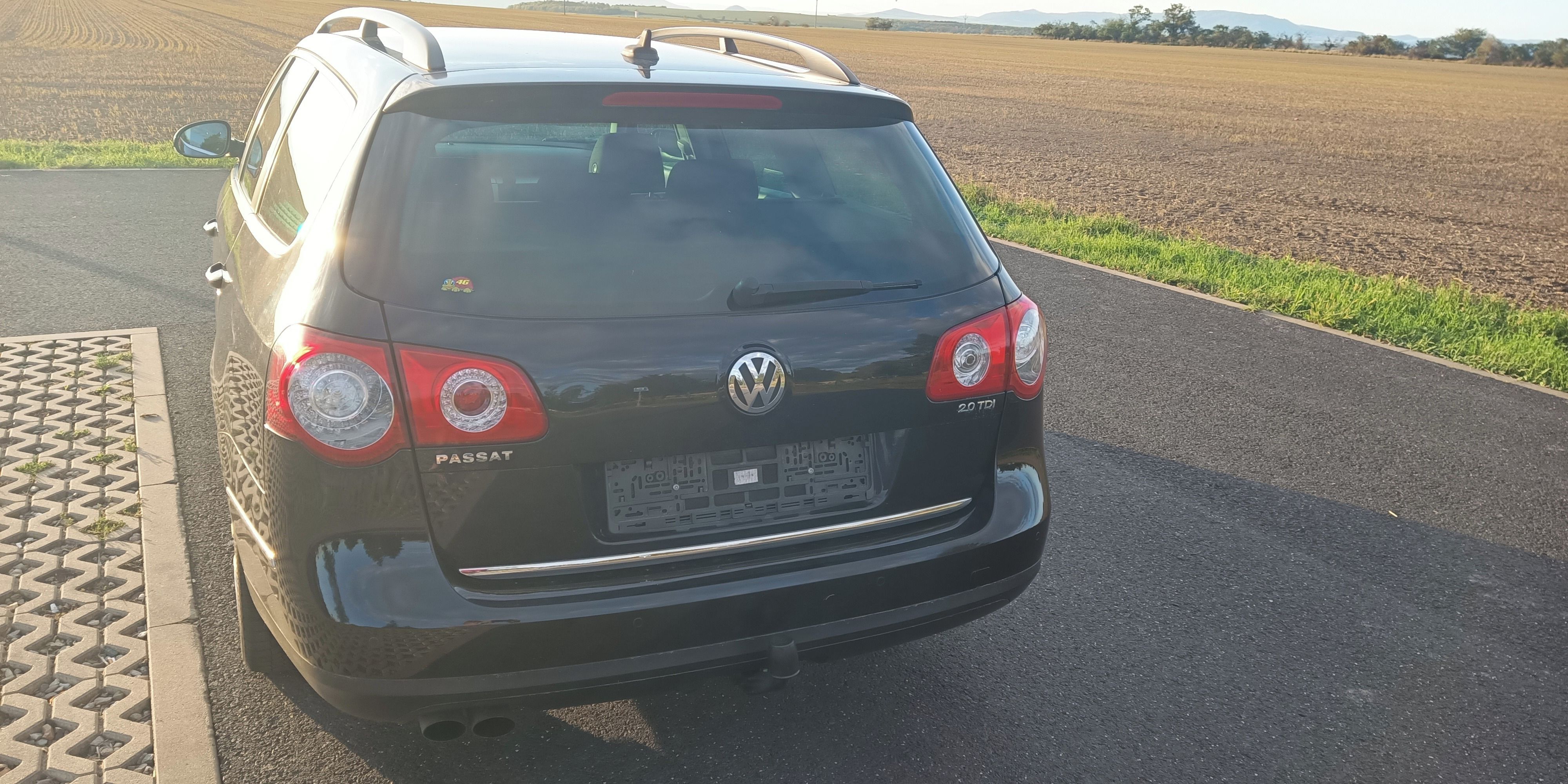 Volkswagen Passat Variant, 2,0 TDI 103 KW - fotka 4