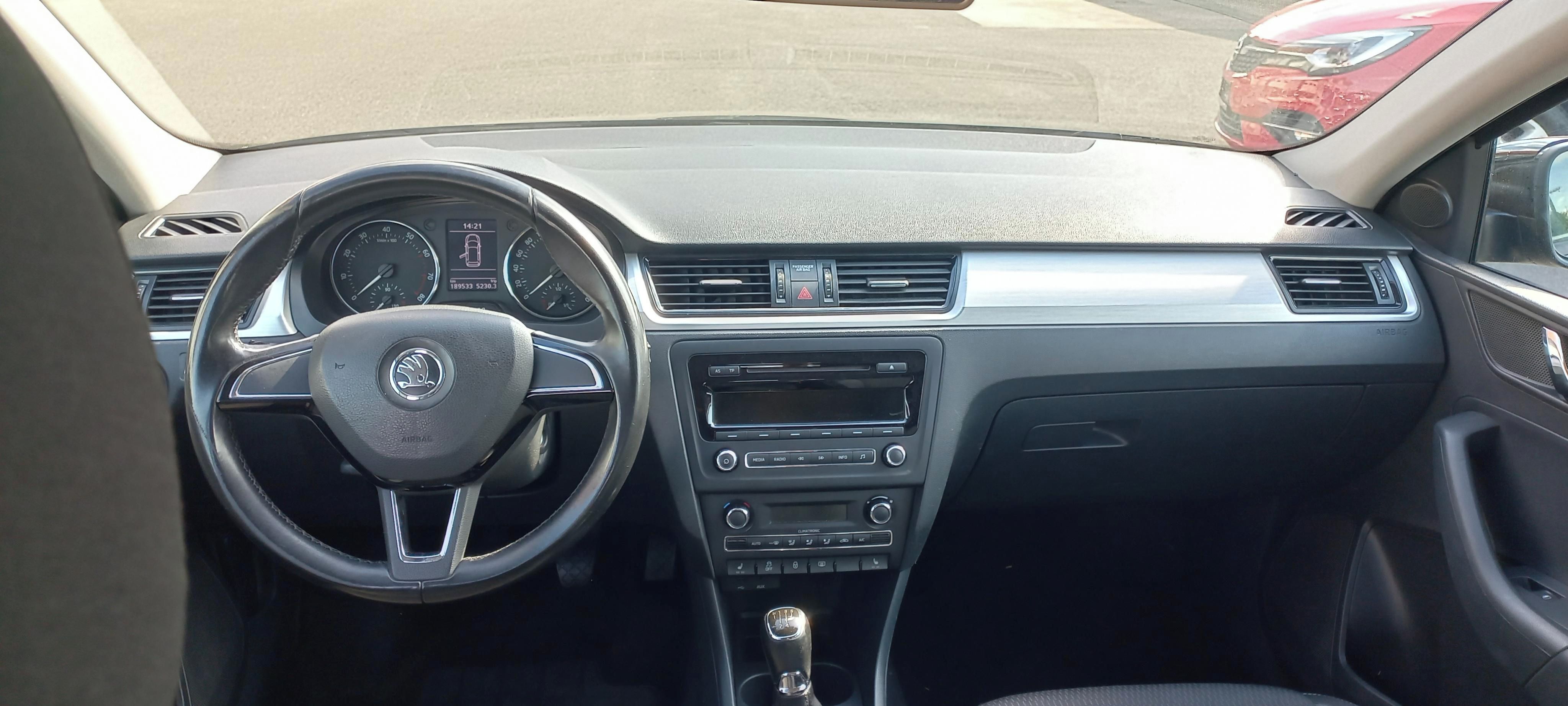 Škoda Rapid, 1.2 Tsi 63kw Digiklima - fotka 6