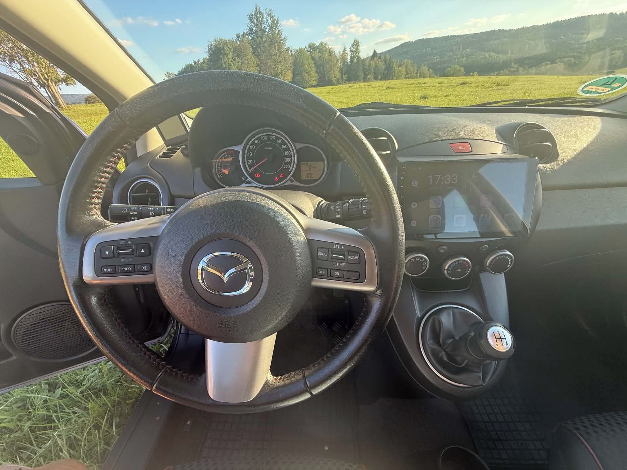 Mazda 2, Mazda 2 1.5i 75kW (2014) Sport - fotka 5