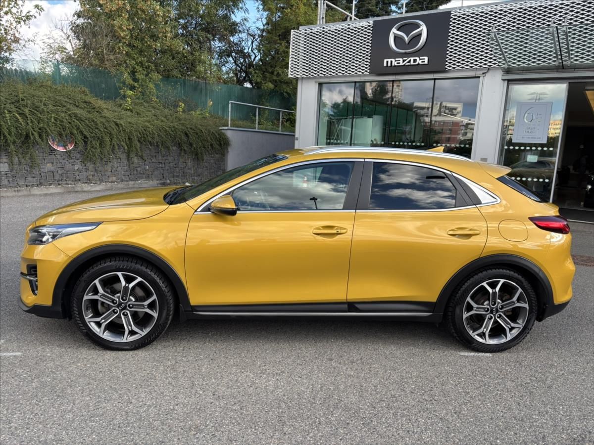 Kia XCee´d, 1,5 TGDi Spring Edition ZÁRUKA - fotka 2