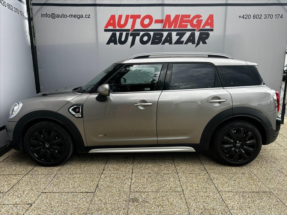 Mini Countryman, 2,0 SD 140kW- automat- CZ - fotka 5