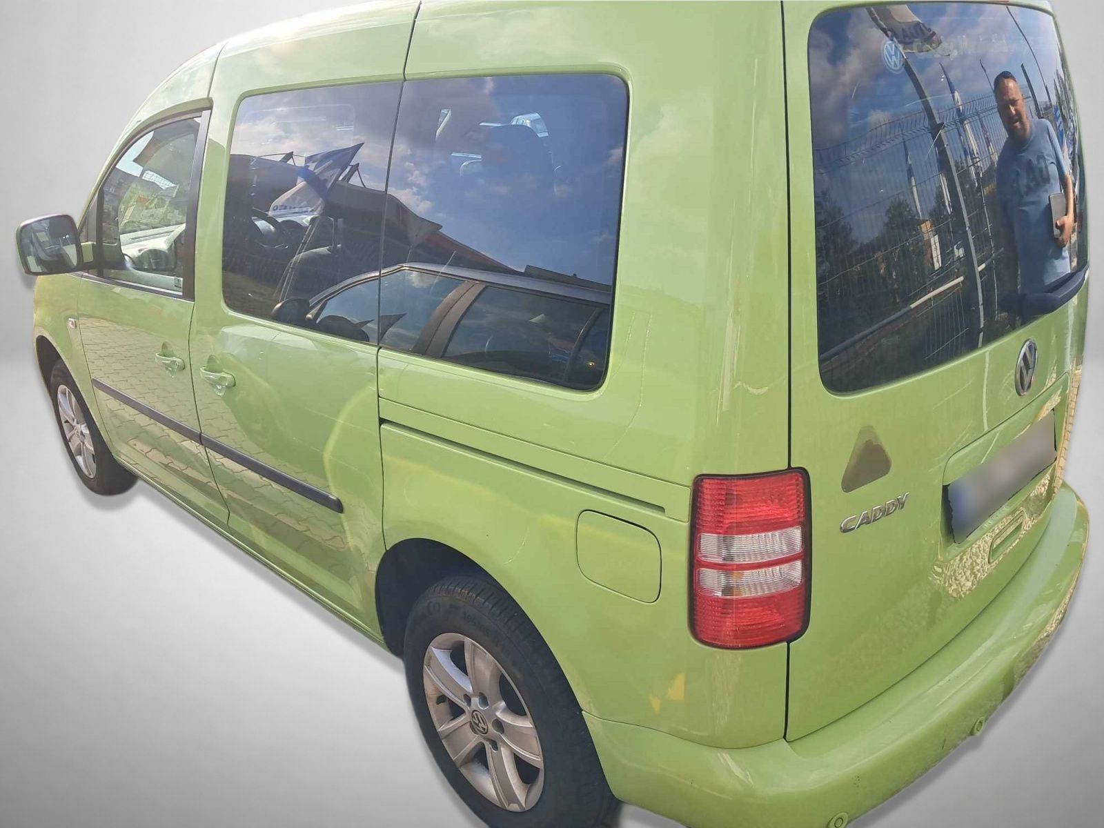 Volkswagen Caddy, 1.6 TDI, 5Míst, Klima, ČR - fotka 2