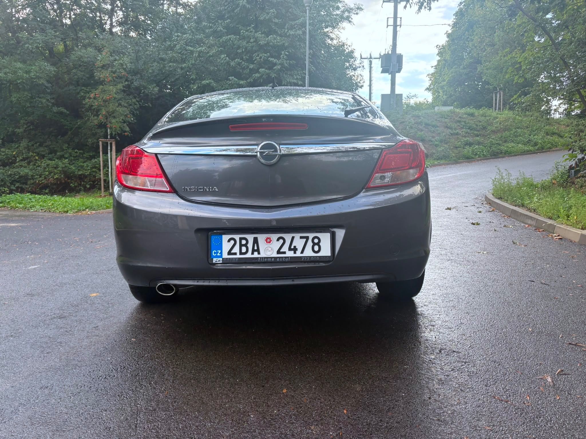 Opel Insignia, 1,8 103kW - fotka 6