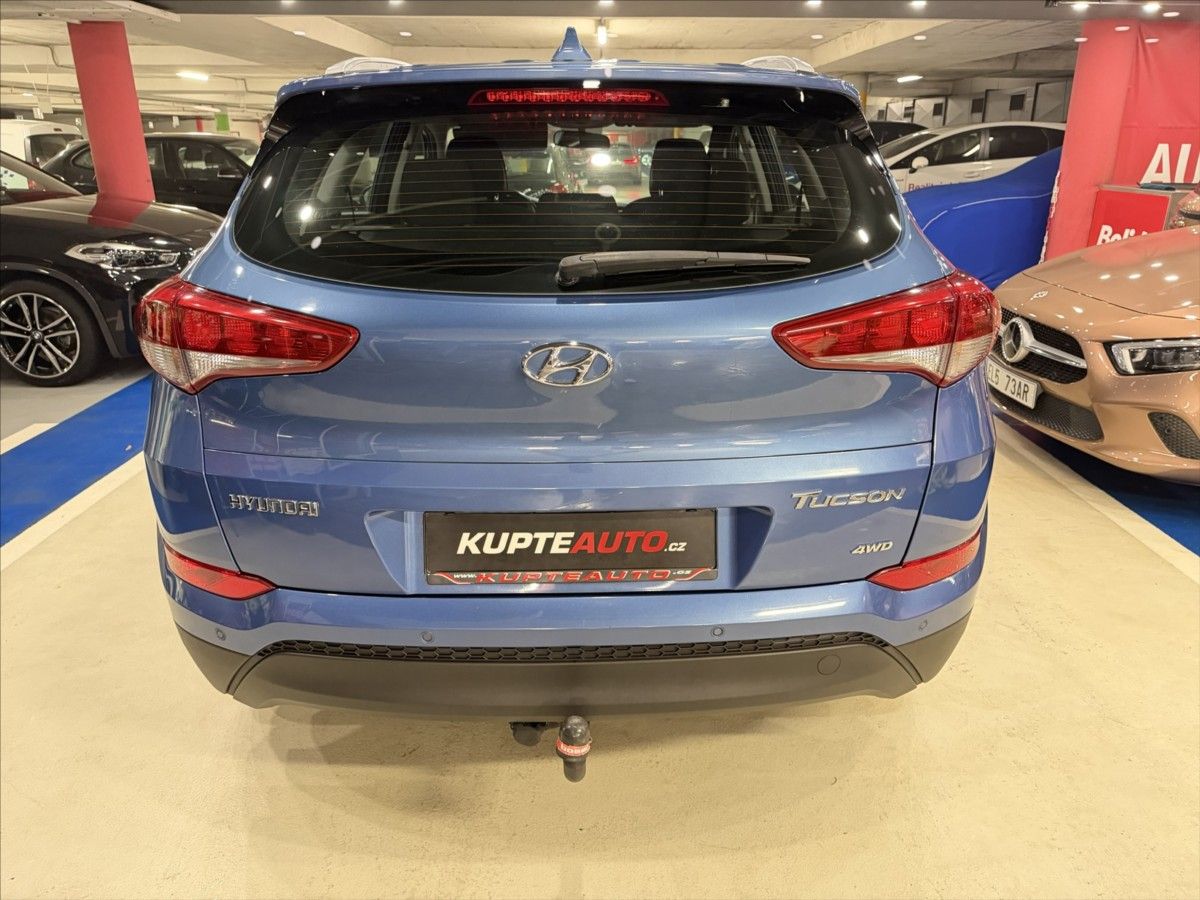 Hyundai Tucson, 2,0 CRDi  Comfort - fotka 4