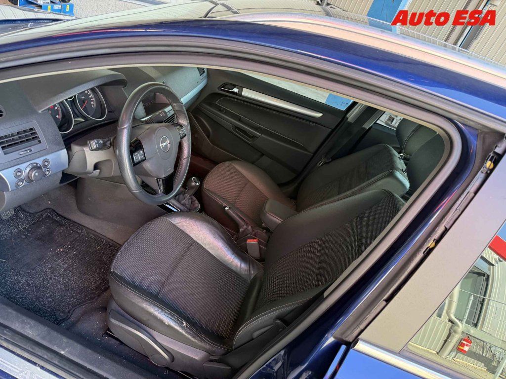 Opel Astra, 1.7 CDTi - fotka 3