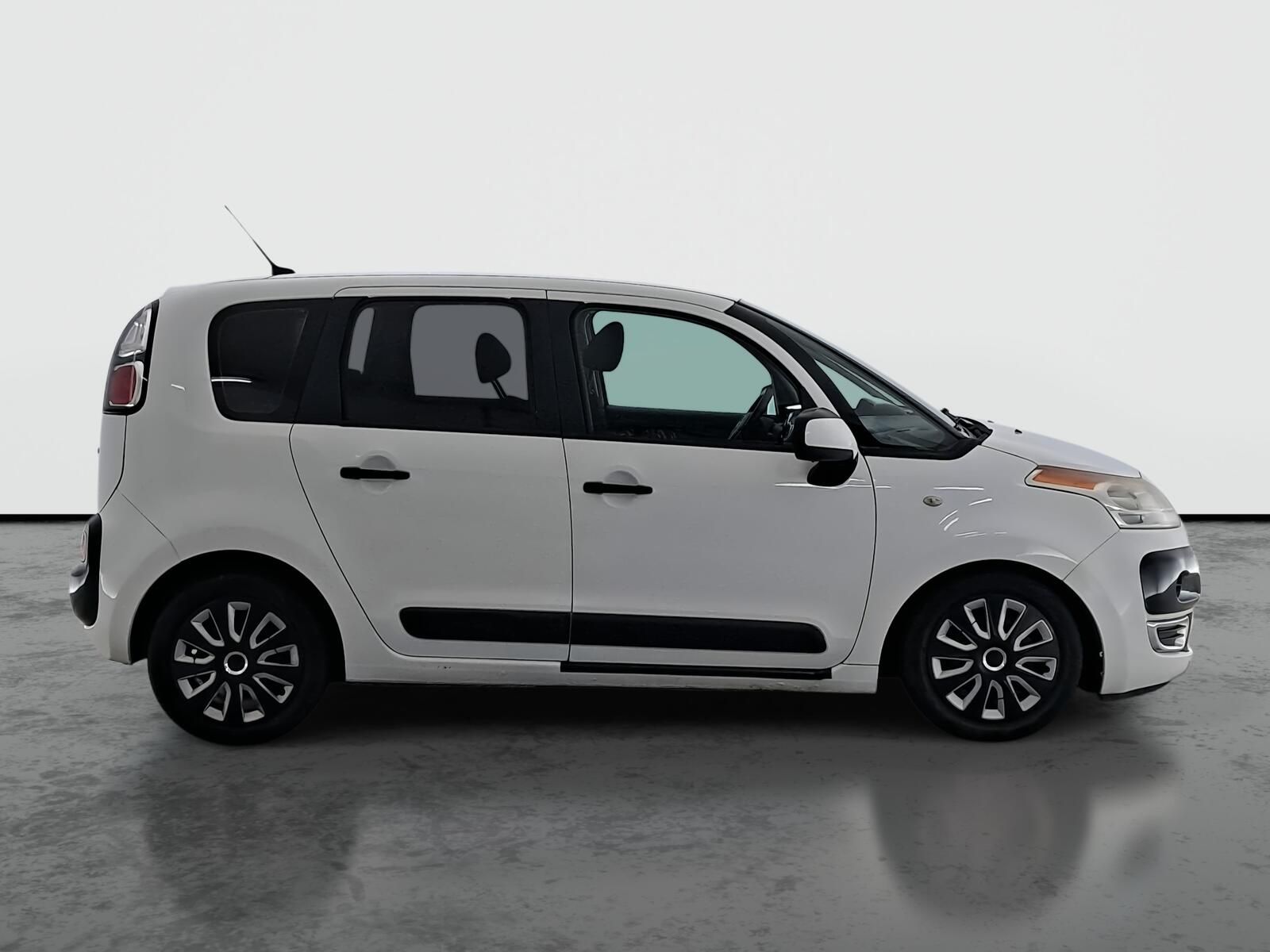 Citroën C3 Picasso, 1.6 HDi, dobrý stav - fotka 6