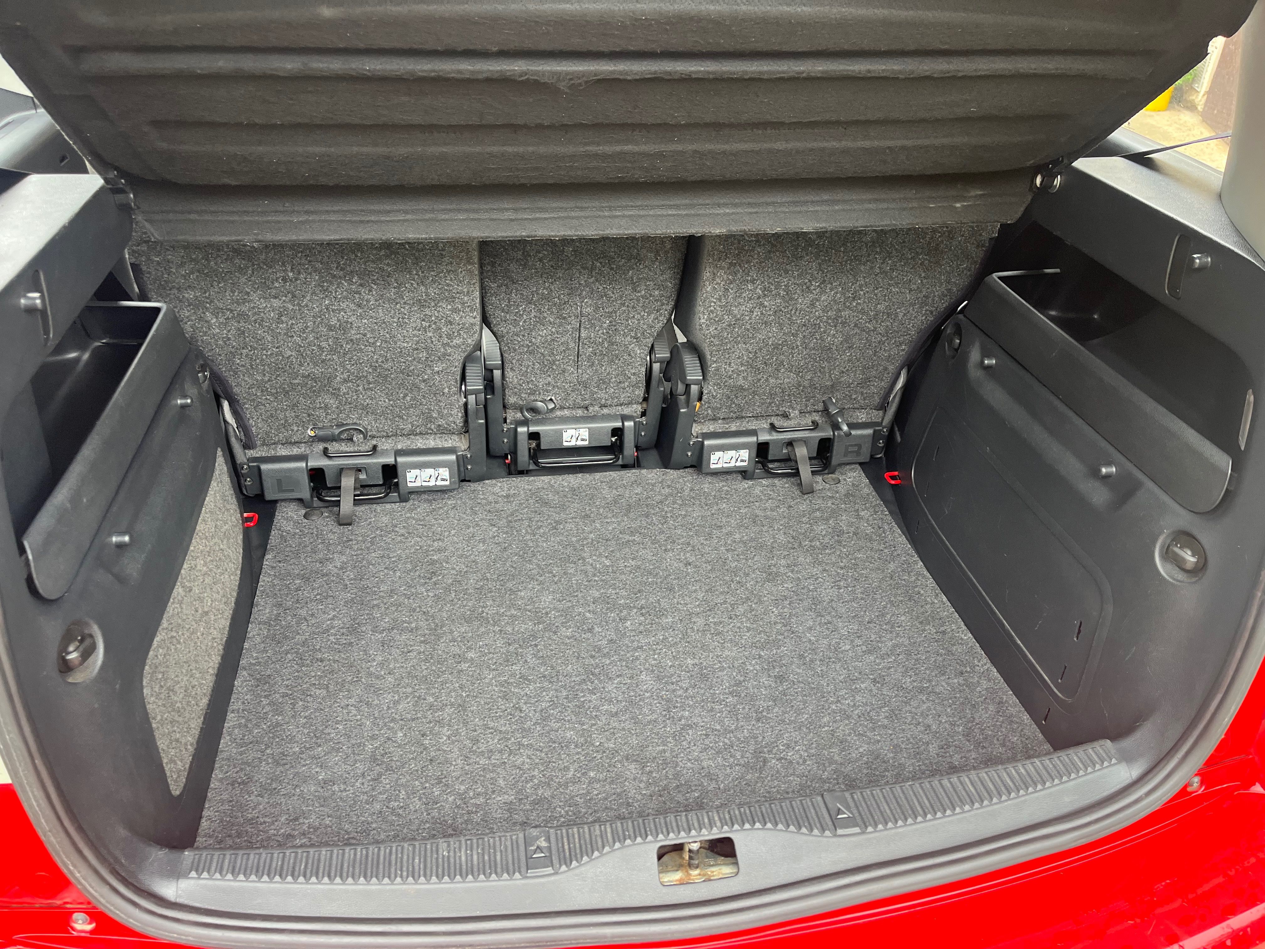 Škoda Roomster, 1,2 HTP tažné zařízení - fotka 6