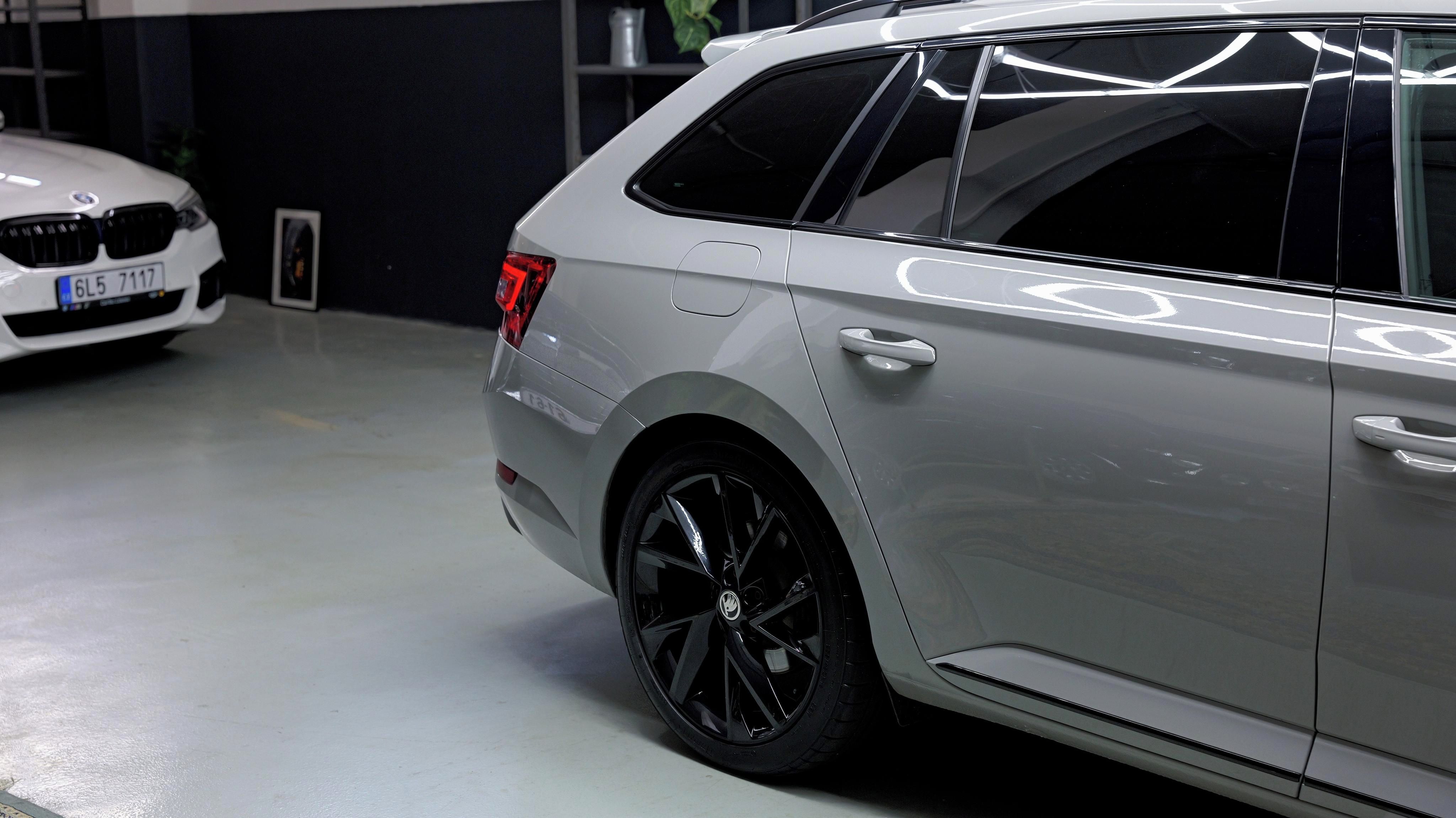 Škoda Superb, Sportline |140 kw 4x4 DSG |DPH - fotka 6