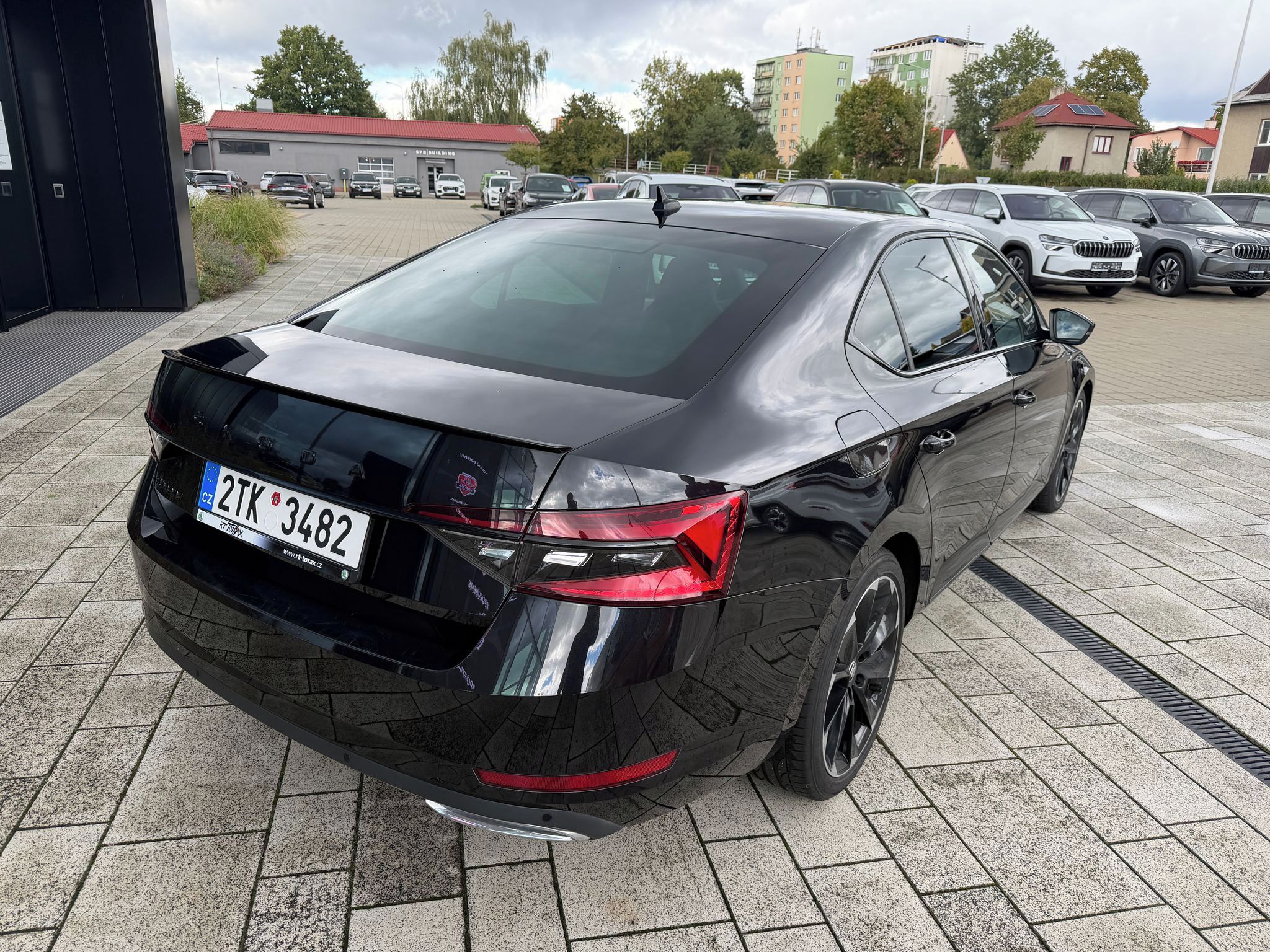 Škoda Superb, Sportline 2,0TSI 140kW DSG - fotka 2