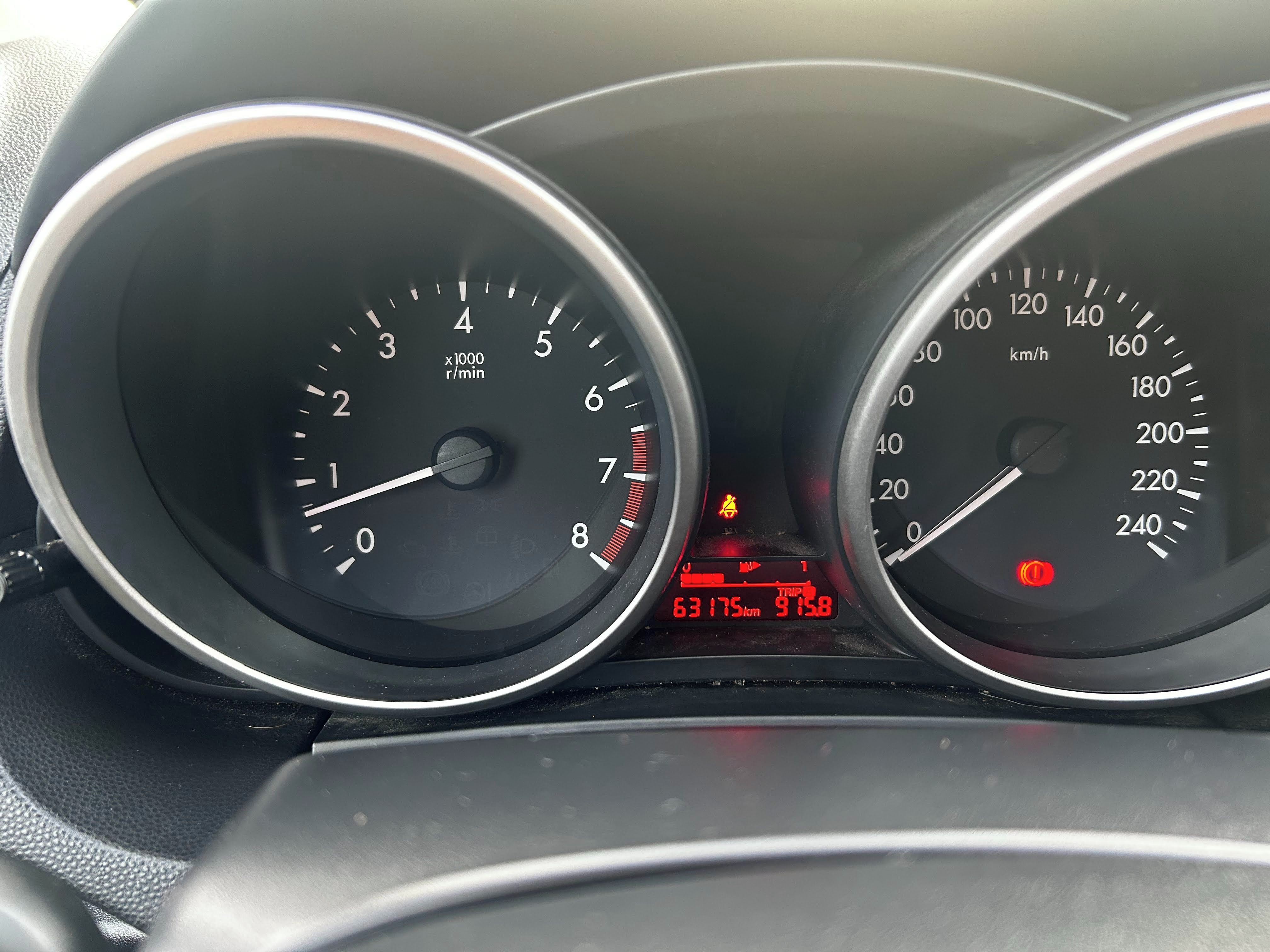 Mazda 5, 1.8 - fotka 2