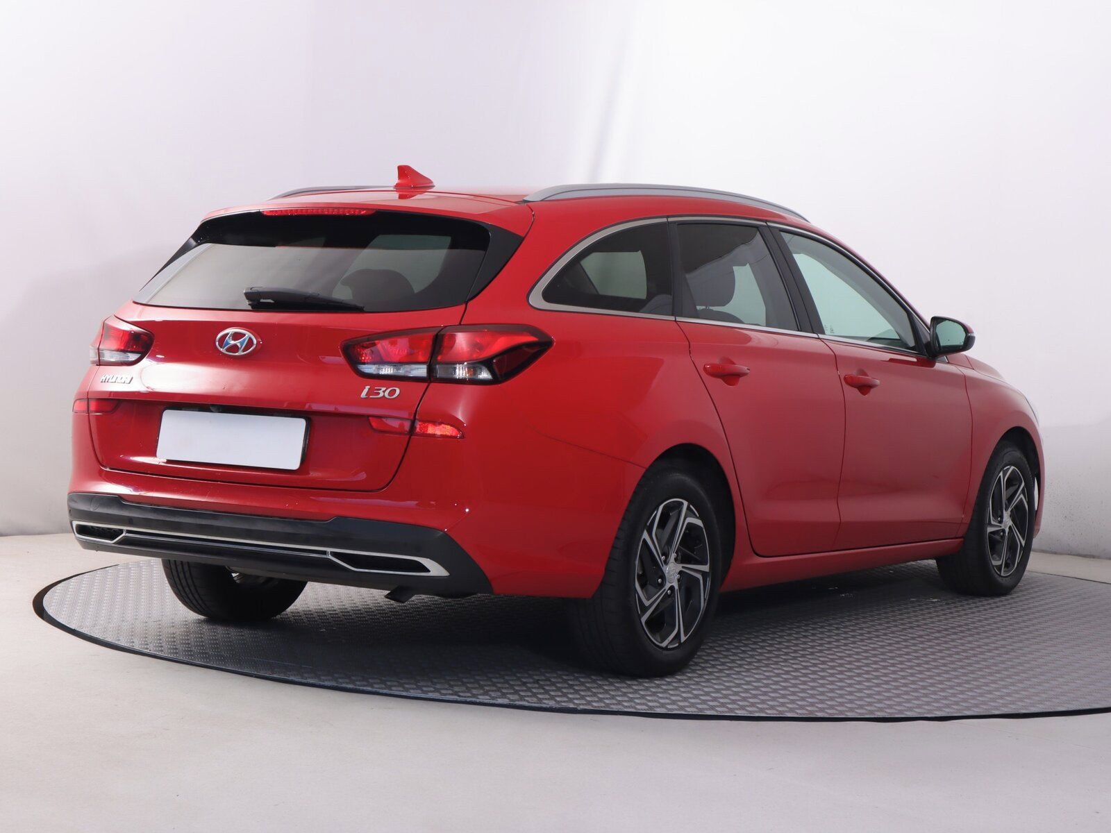 Hyundai i30, 1.0 T-GDI, Family, Automat - fotka 5