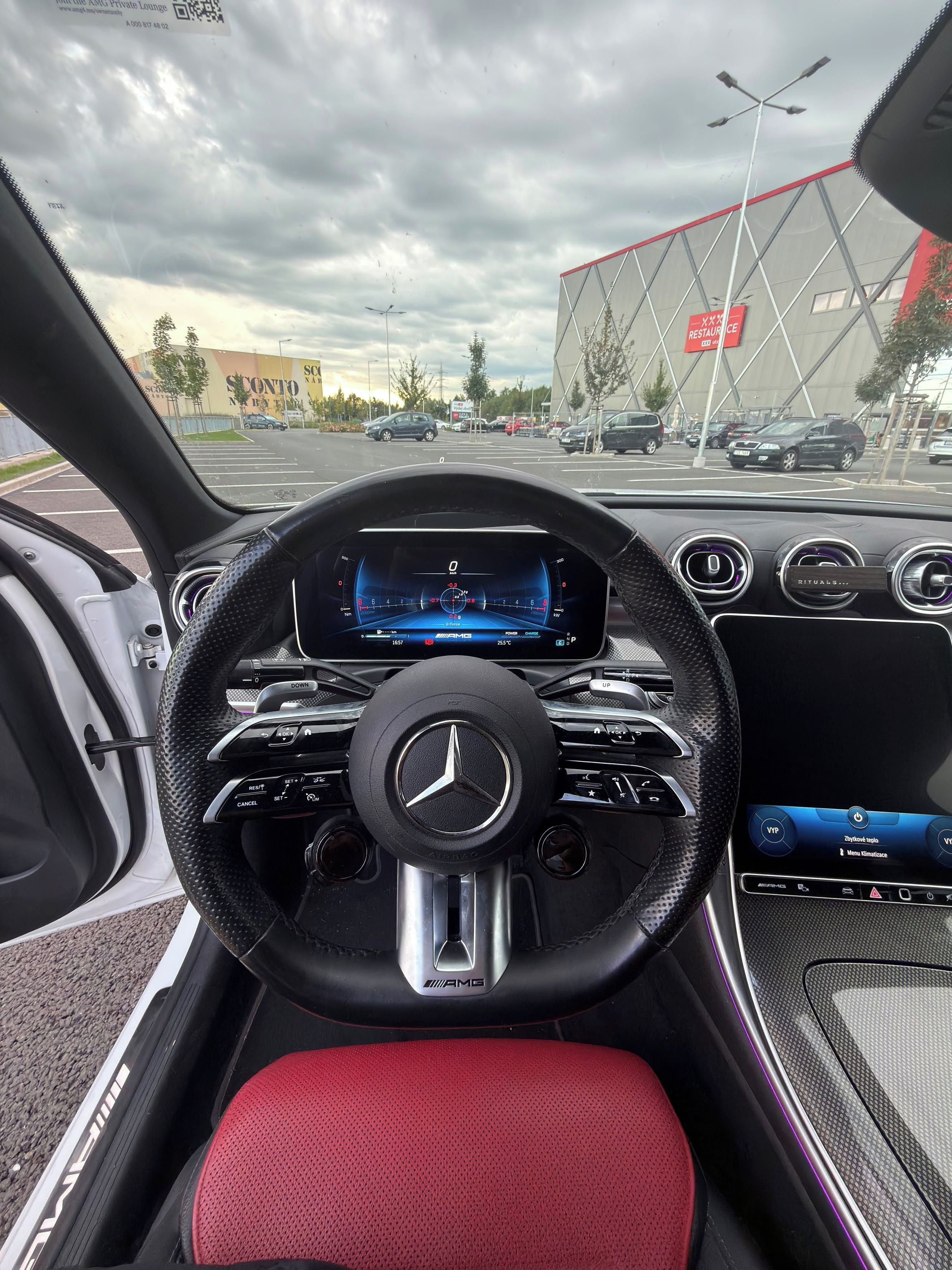 Mercedes-Benz Třídy C, AMG C43 4MATIC+ - fotka 6