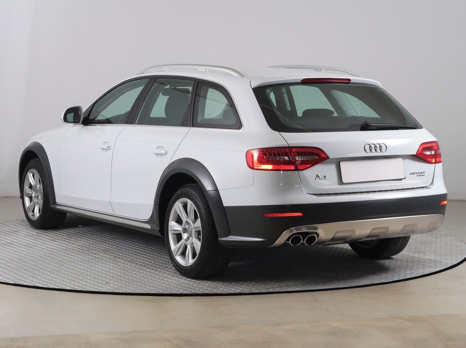Audi A4 allroad, 2.0 TDI, 4X4, Serv.kniha - fotka 4