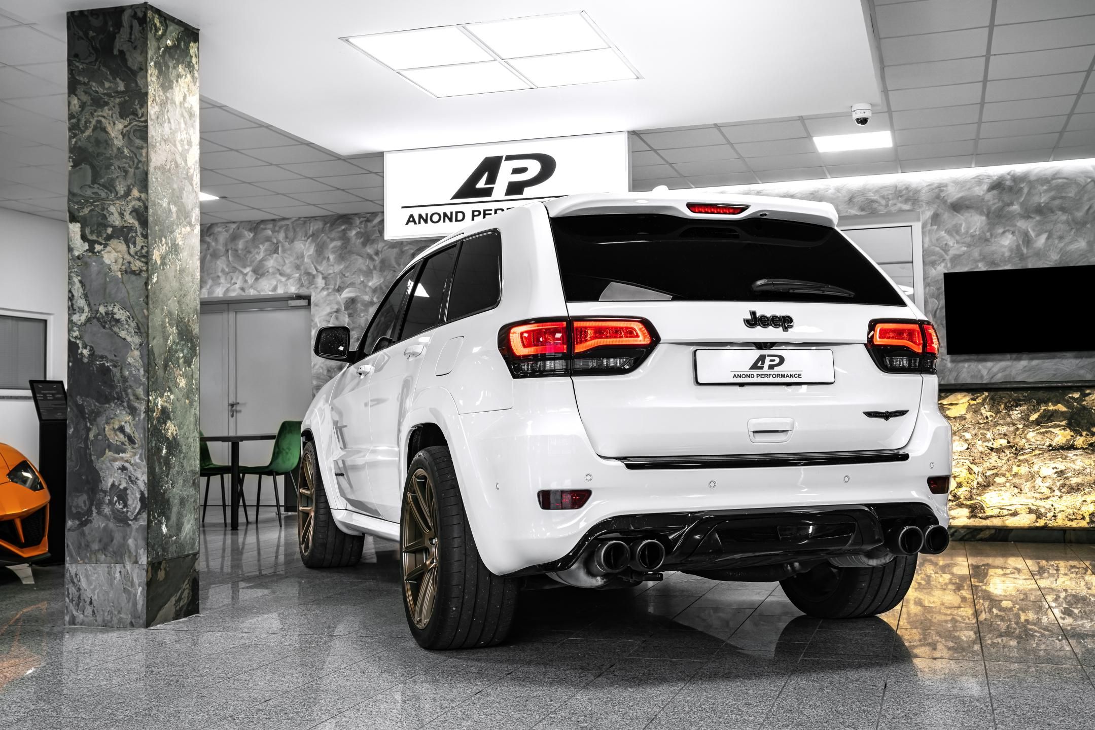Jeep Grand Cherokee, TrackHawk PANORAMA/KAMERA/H&K - fotka 4