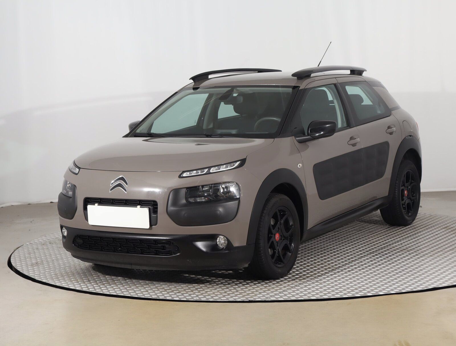Citroën C4 Cactus, 1.2 PureTech, LPG, Serv.kniha - fotka 2