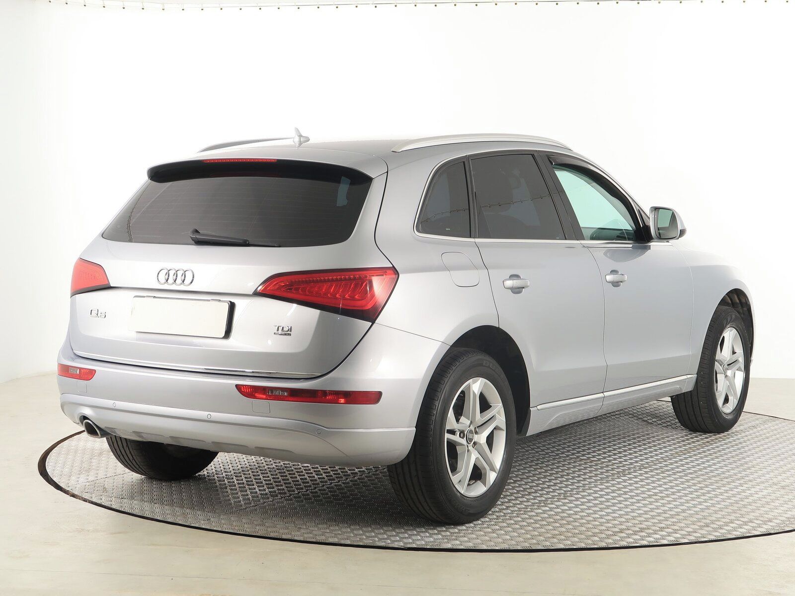 Audi Q5, 2.0 TDI, design, 4X4, Automat - fotka 5