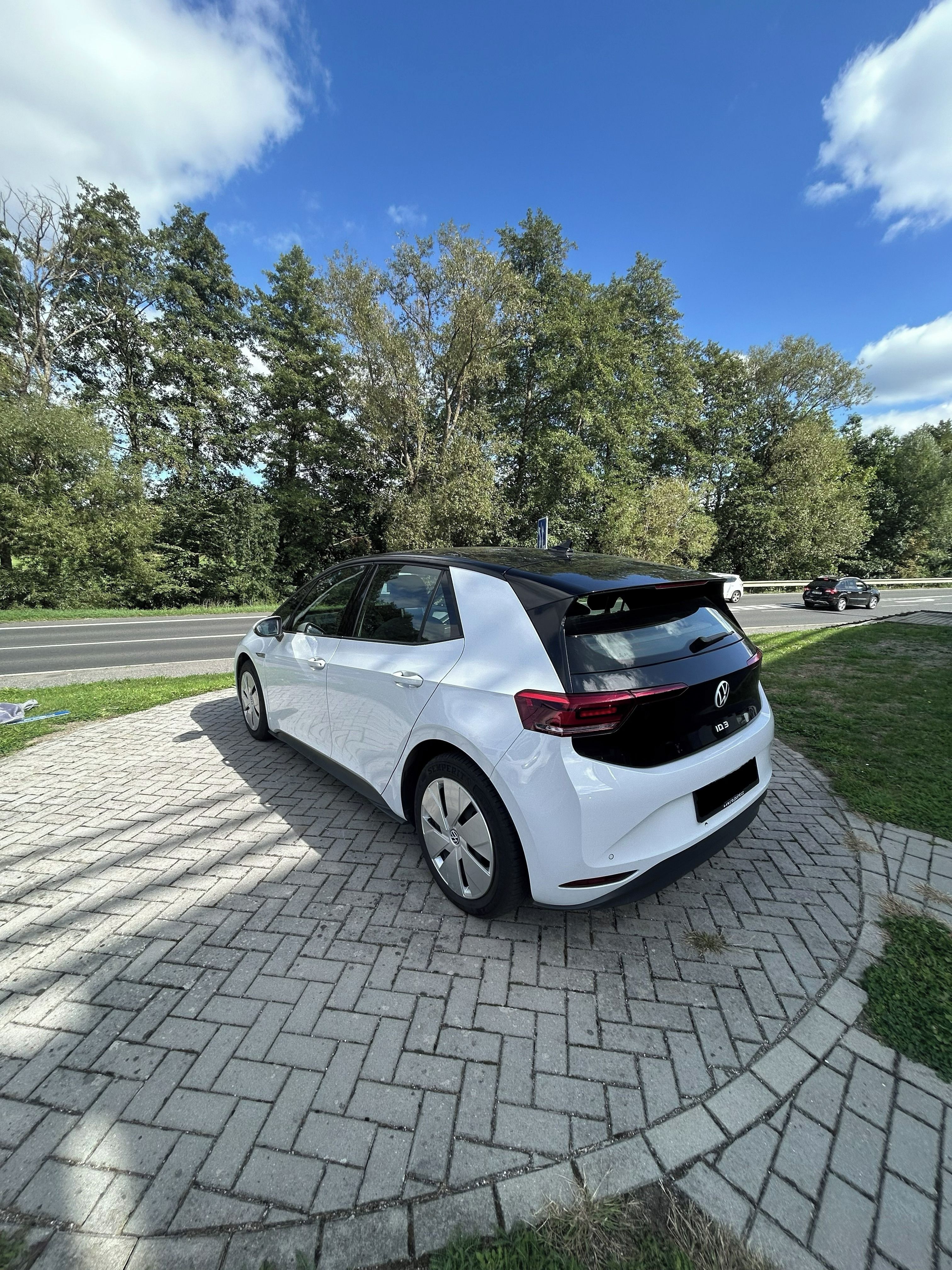Volkswagen ID.3, Pro 107kW, 58kWh, SOH 91% - fotka 4