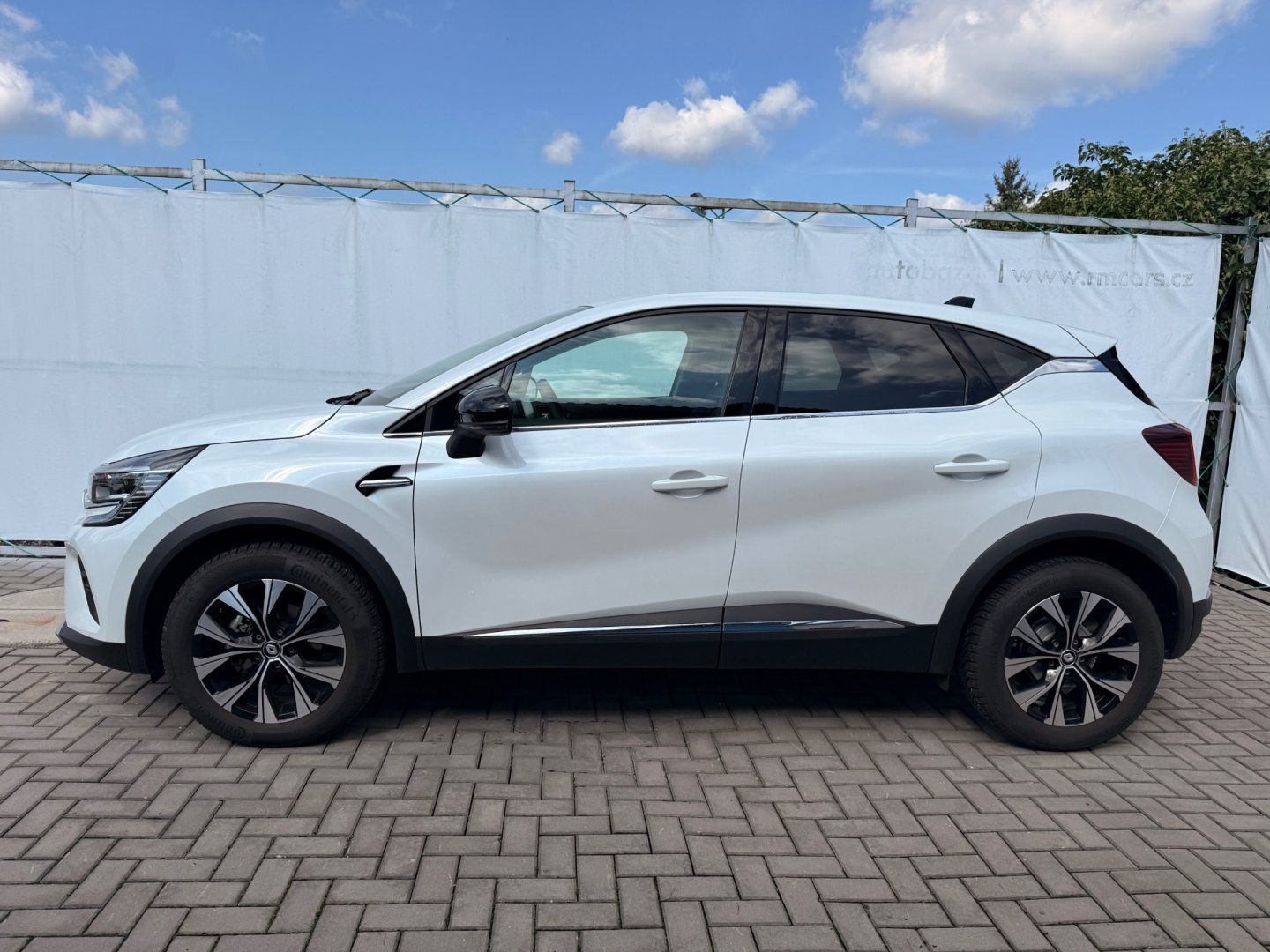 Renault Captur, 1,3TCe 103kW*ČR*1.Maj*SERVIS* - fotka 3