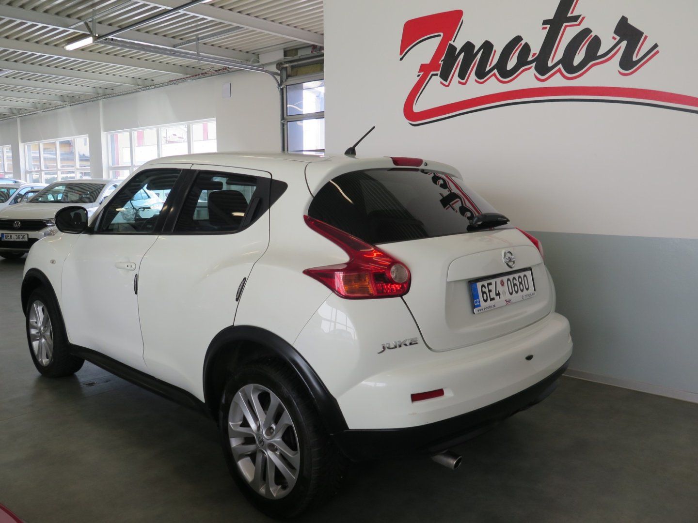Nissan Juke, 1.6i,klima,navi,keyless,kamera - fotka 2