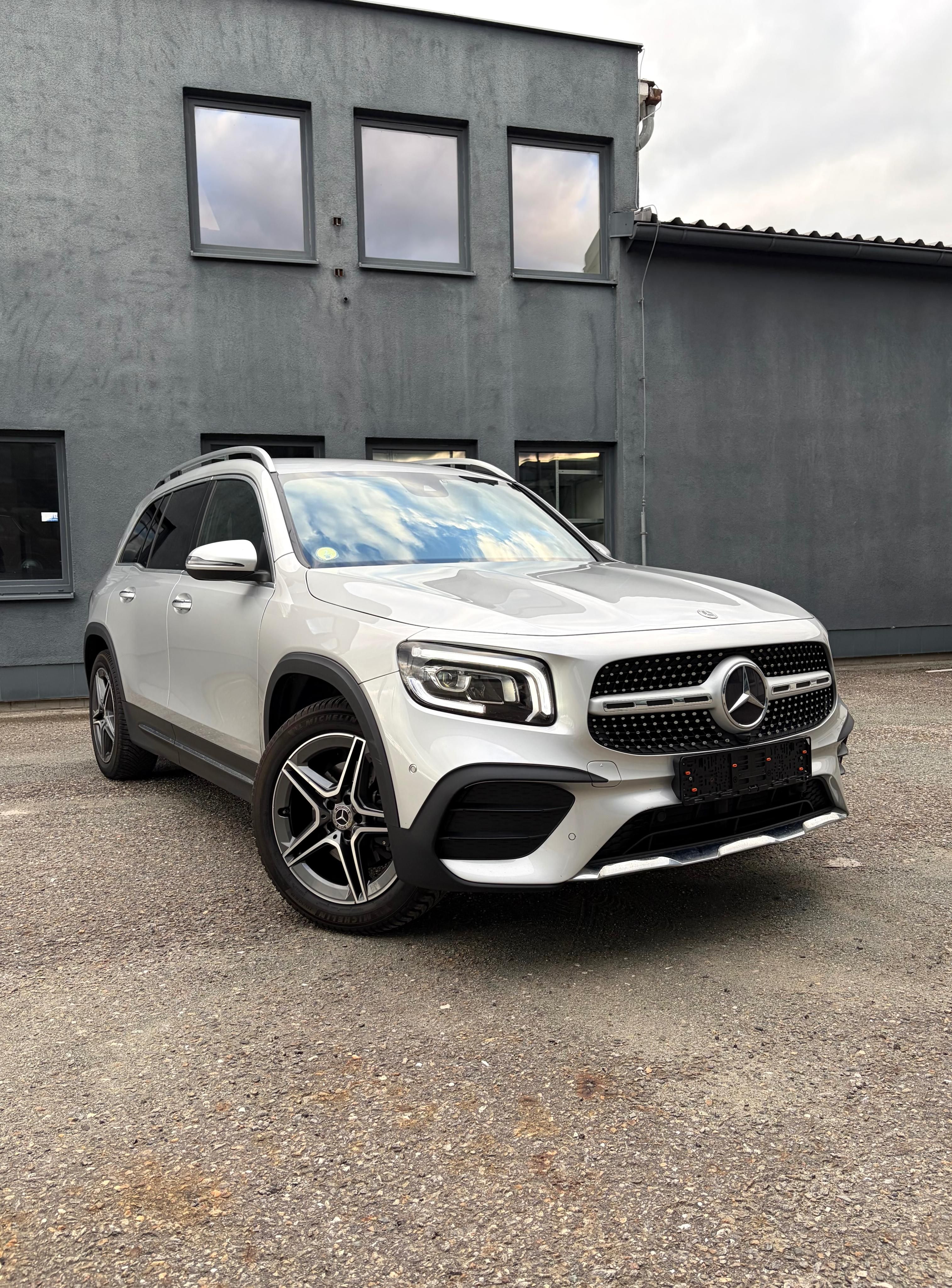 Mercedes-Benz GLB, 200d 110kw AMG LINE 7.MÍST - fotka 3