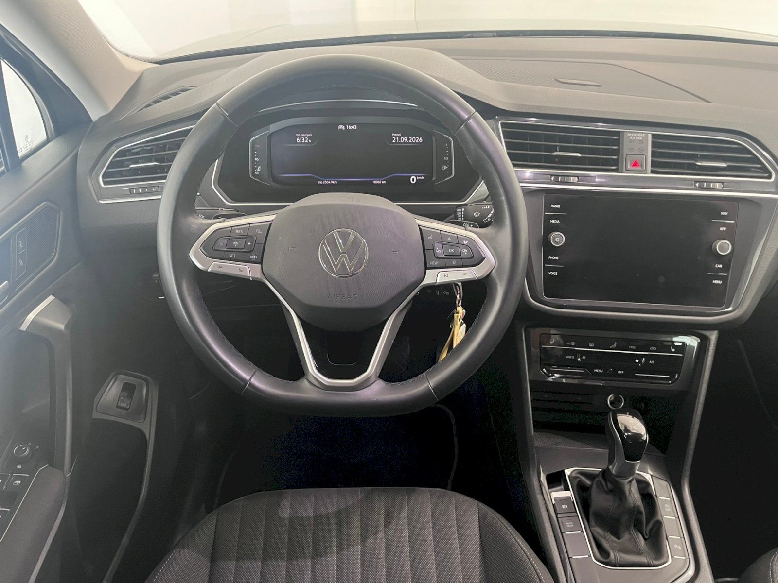 Volkswagen Tiguan, ALLSPACE 1,5 TSI 110 KW 7 DSG - fotka 5