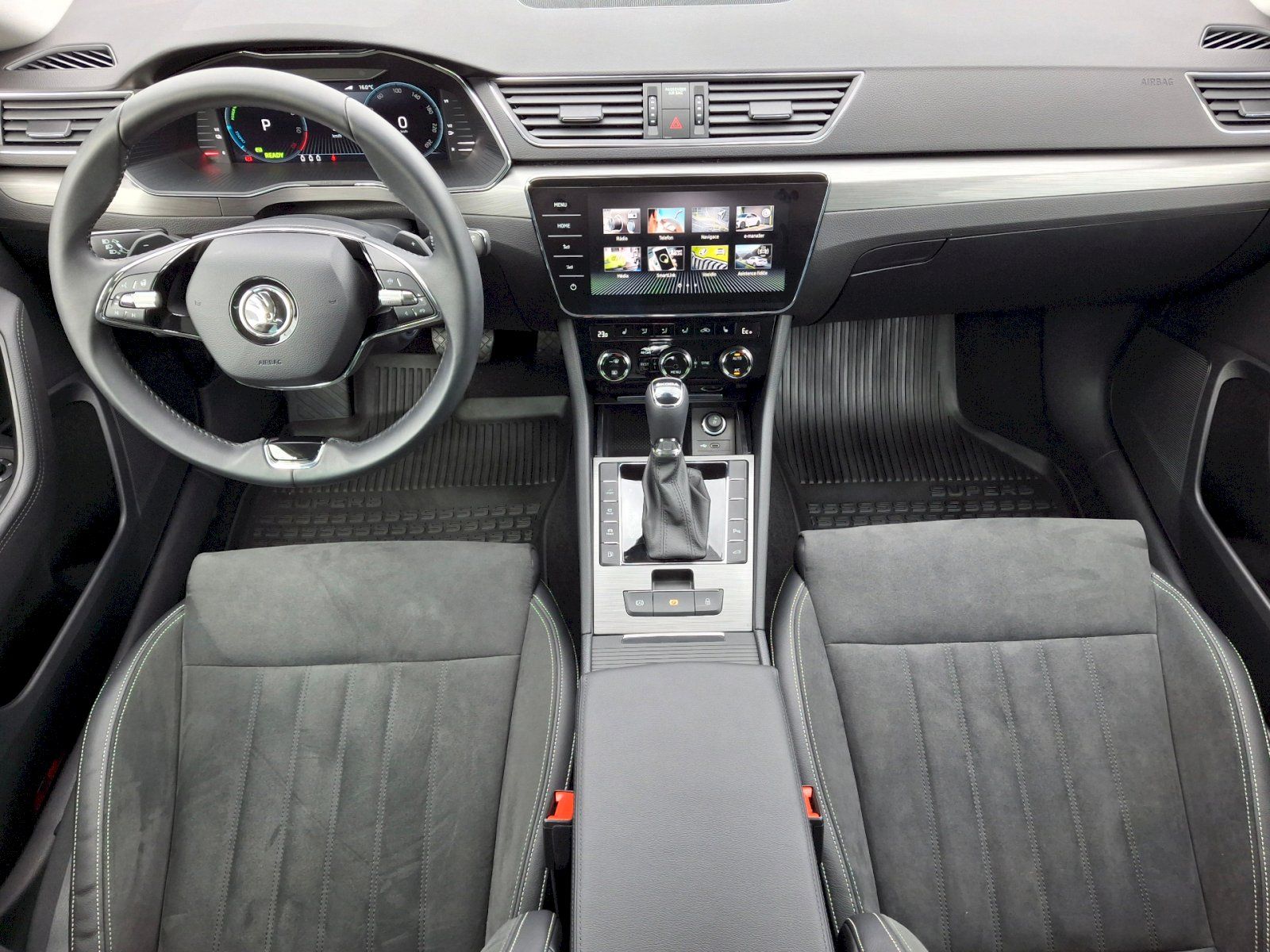 Škoda Superb, Combi iV Style Plus Top 1,4TSi - fotka 5