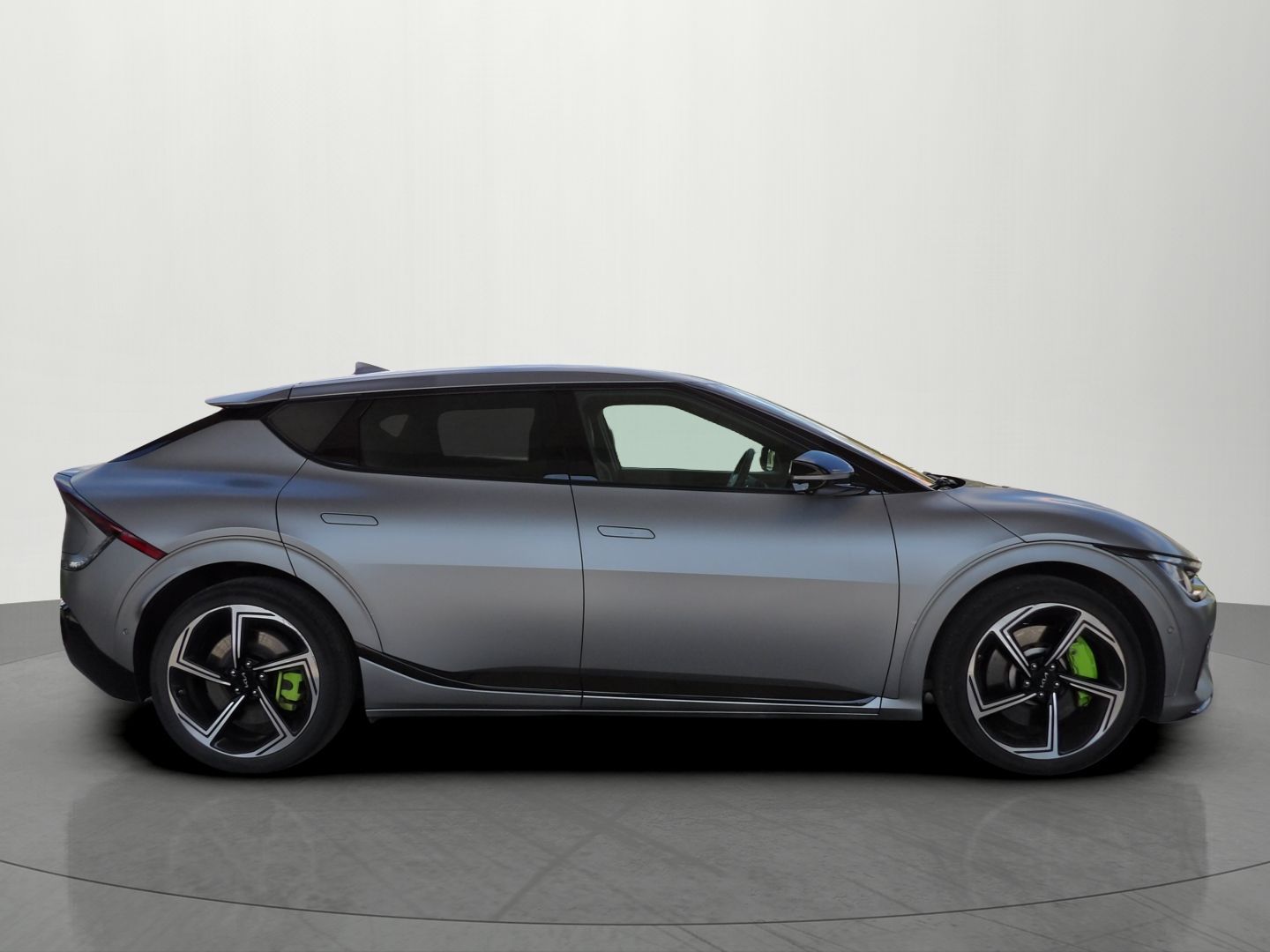 Kia EV6, GT 4x4 430kW 77,4kWh SoH 95,5% - fotka 5