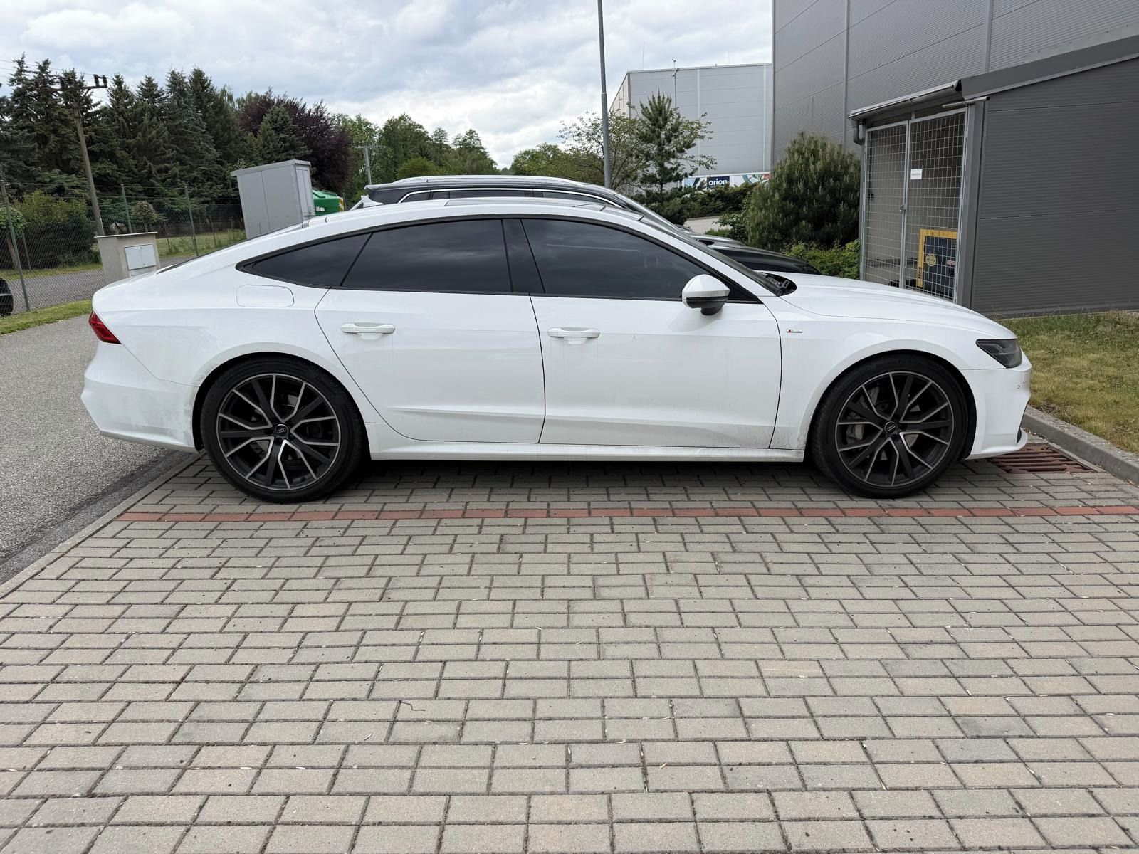 Audi A7 - fotka 4