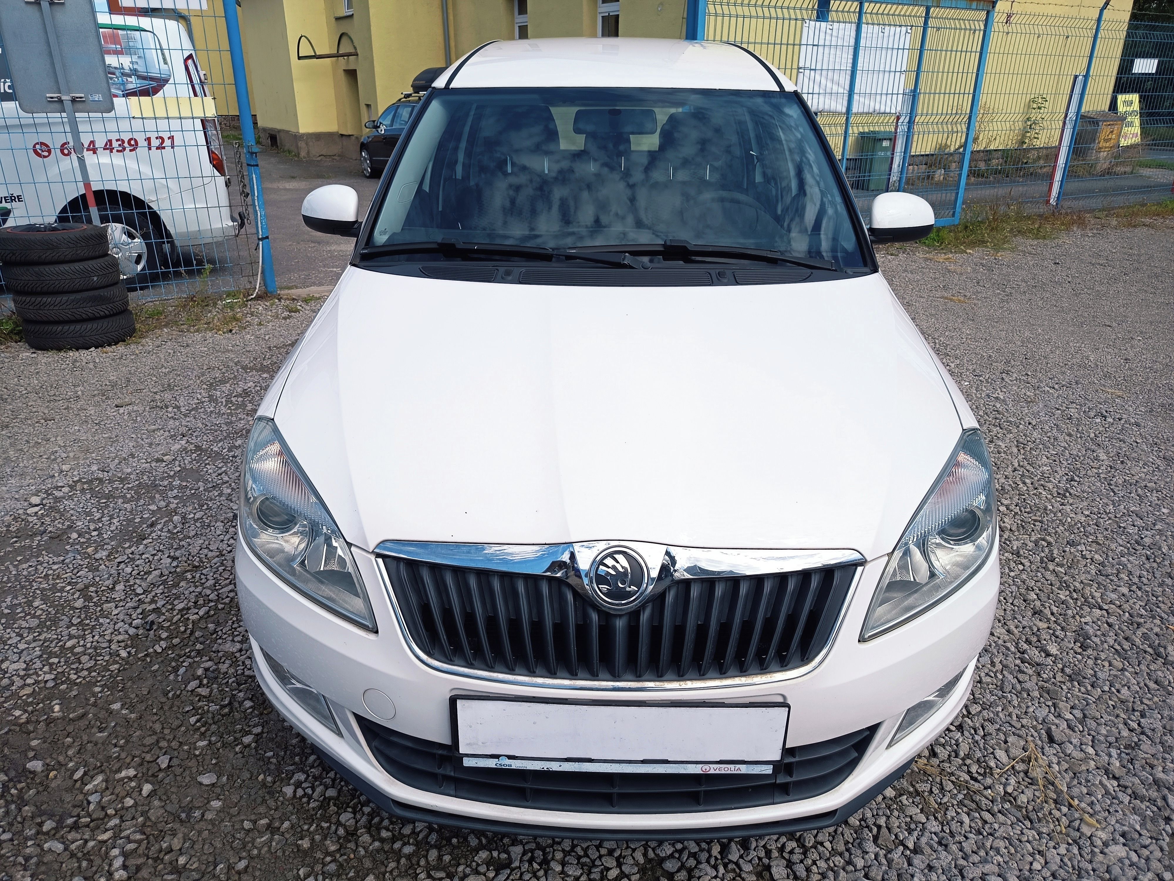 Škoda Roomster, 1,4i16V Ambition Plus 85TKM ČR - fotka 6