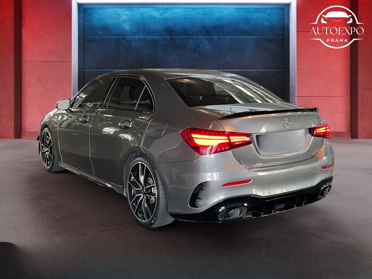 Mercedes-Benz Třídy A, A 35 225KW 4M Lim AMG - fotka 2