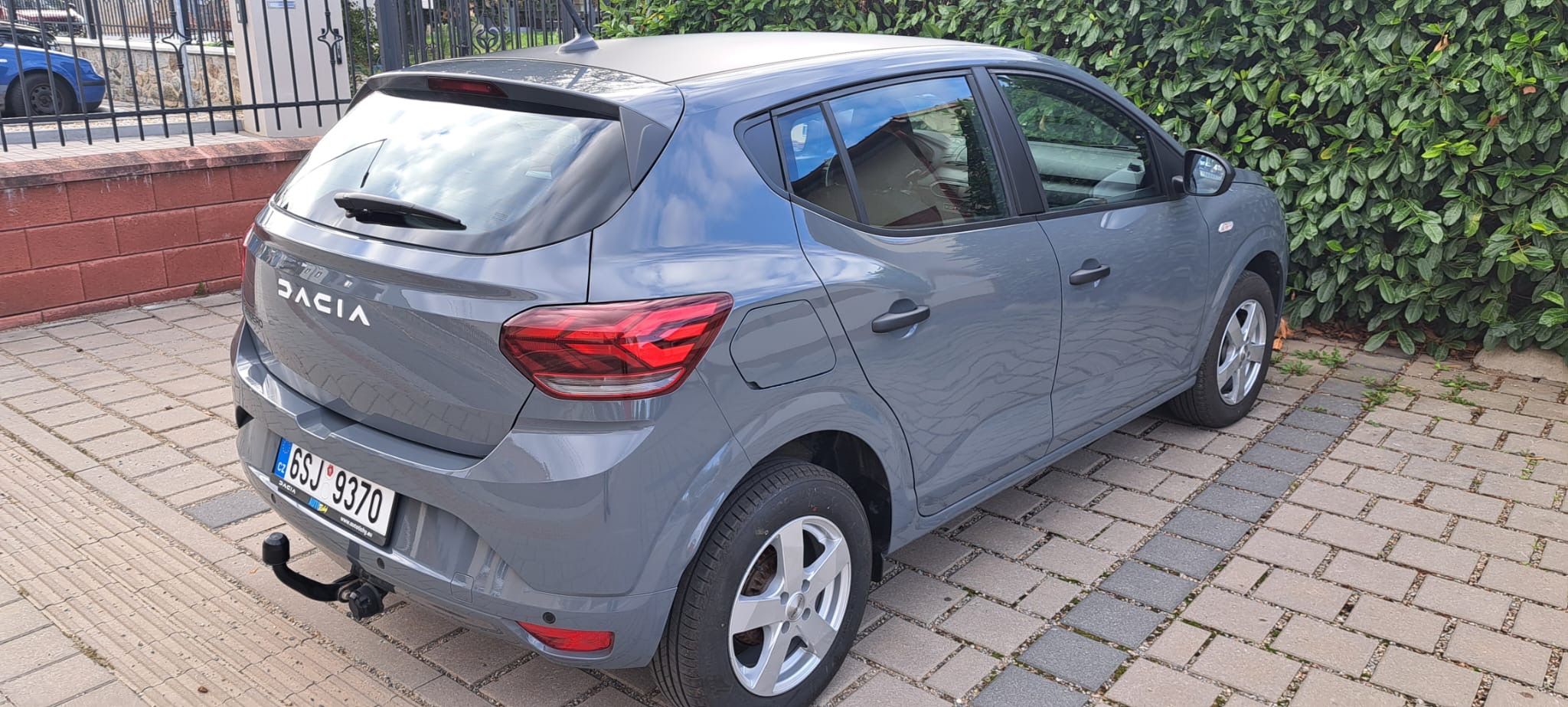 Dacia Sandero, 1.0 LPG, 2025, 13700 km - fotka 4
