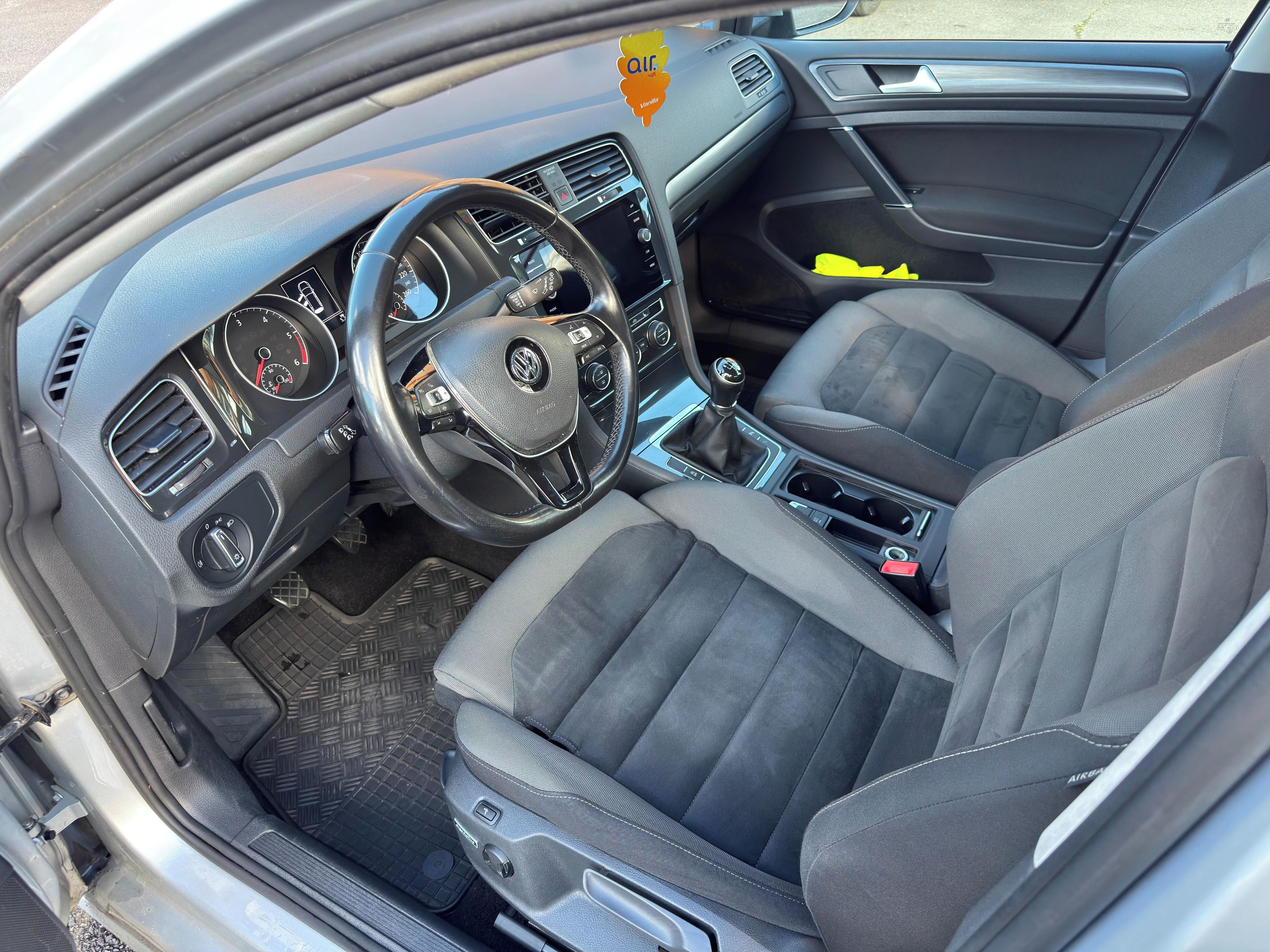 Volkswagen Golf, VW Golf Variant 1.6 TDI 85 KW - fotka 2
