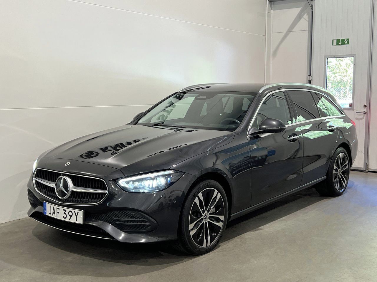 Mercedes-Benz Třídy C, 300e Avantgarde Premium DIGI.L