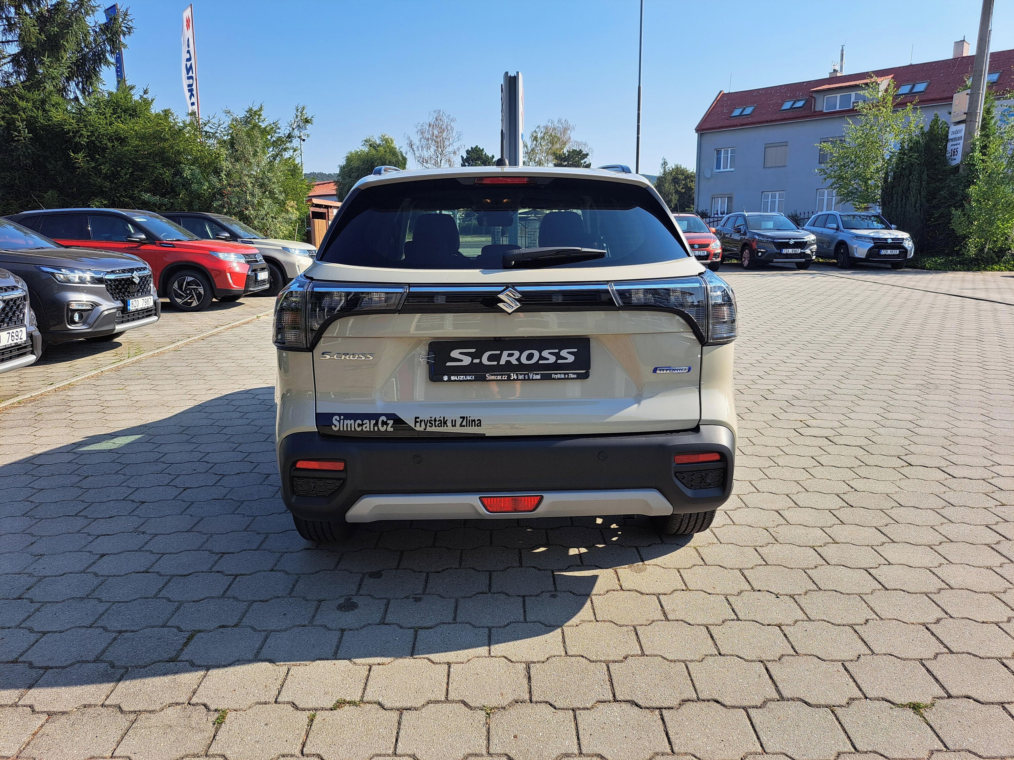 Suzuki S-Cross, 1,4 Hybrid Elegance 4x4 - fotka 4