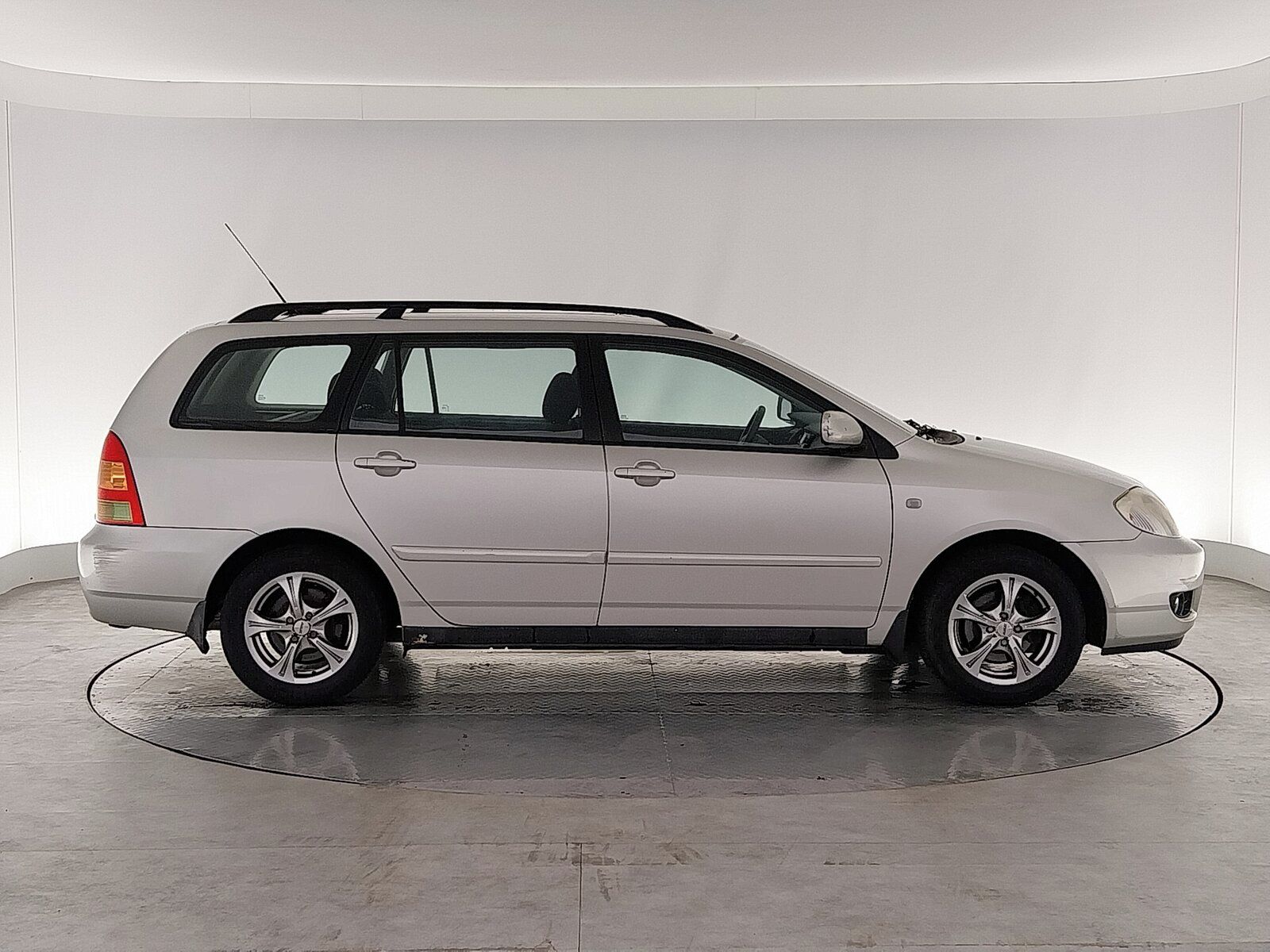 Toyota Corolla, 1.4 D-4D, Serv.kniha, Klima - fotka 6