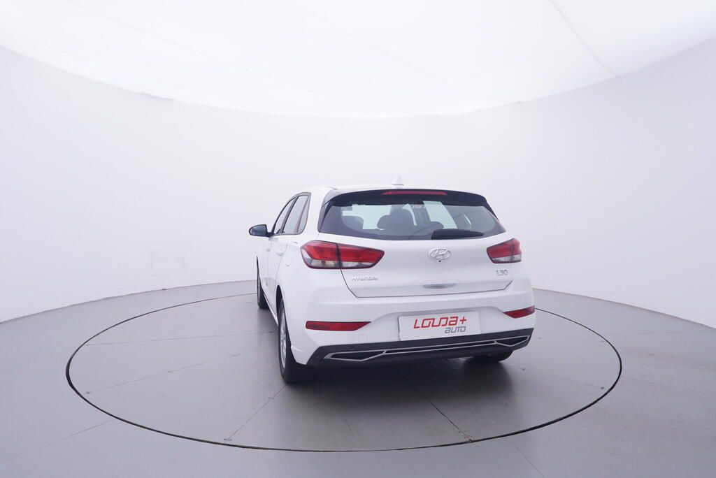 Hyundai i30, Comfort 1.0 88 kW - fotka 4