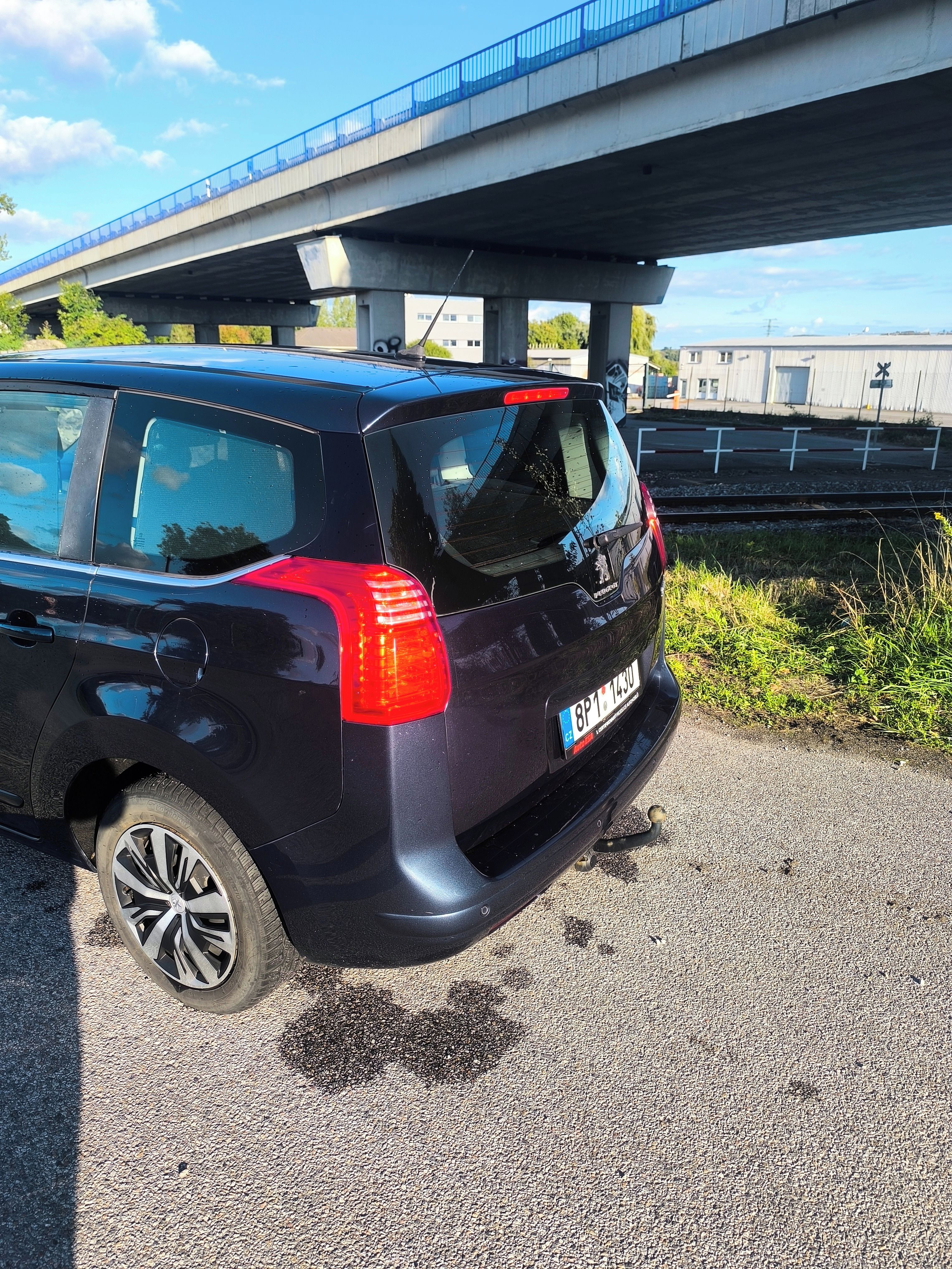 Peugeot 5008, Peugeot 5008 1.6HDI - fotka 2