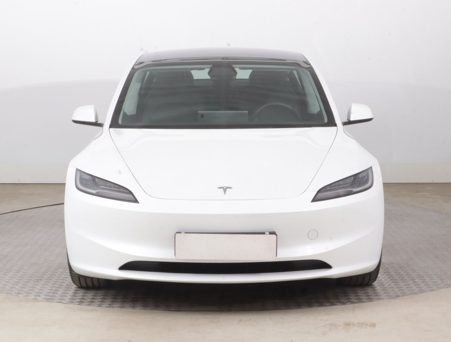 Tesla Model 3, Standard LFP 64kWh, SoH 96% - fotka 2