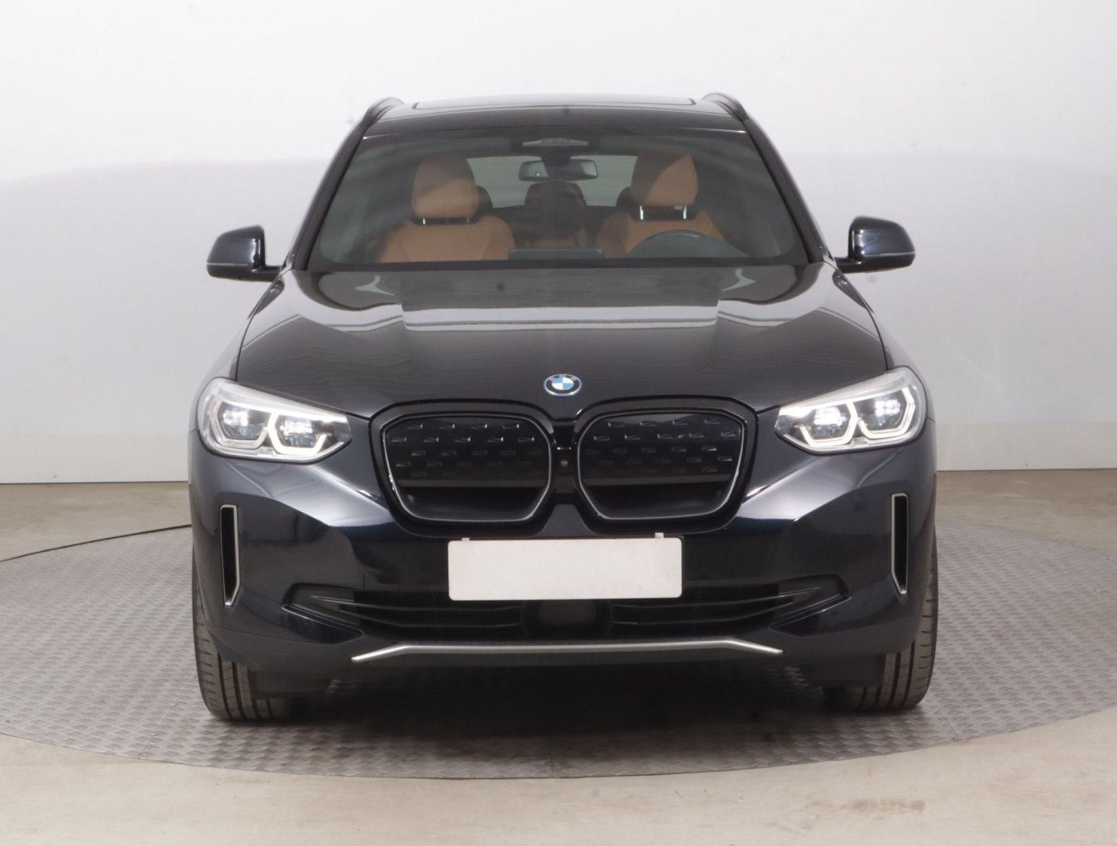 BMW iX3, 80 kWh, SoH 95%, Impressive - fotka 2
