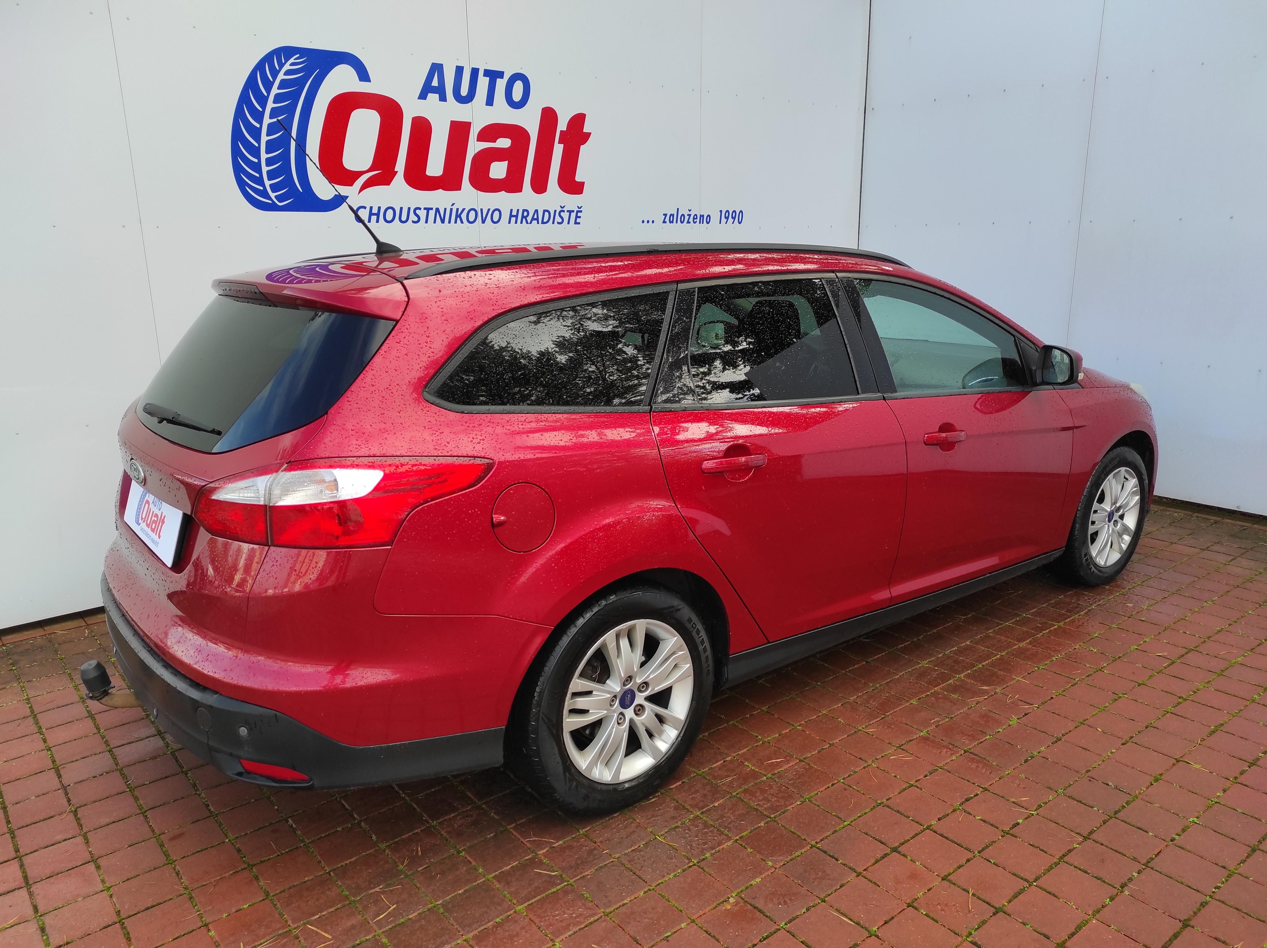 Ford Focus, 1.6 KLIMA, ZÁVĚS, VYHŘ.Č.SKLO - fotka 3