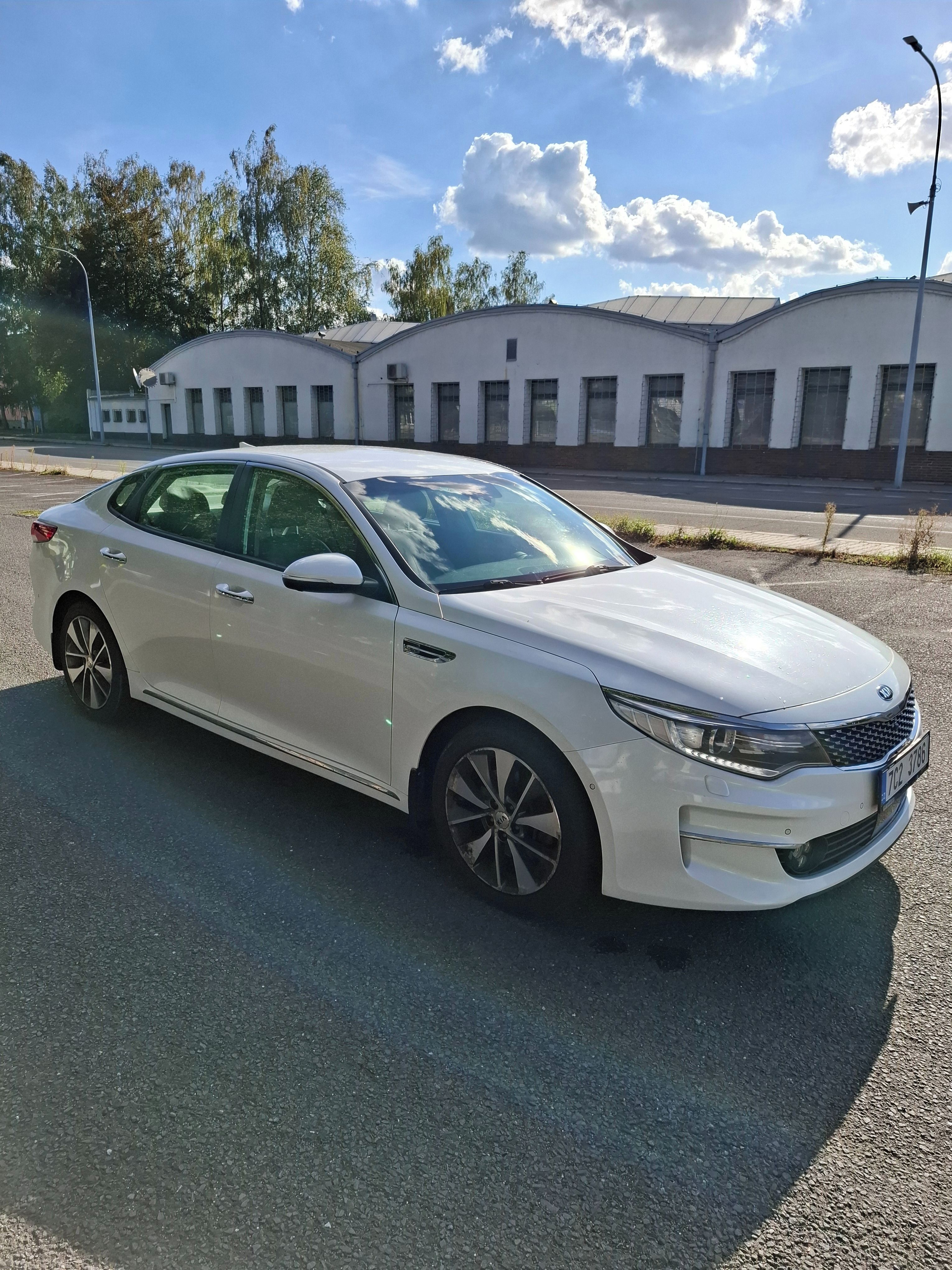 Kia Optima, 1.7 CRDi,104 kW, PREMIUM, aut. - fotka 3